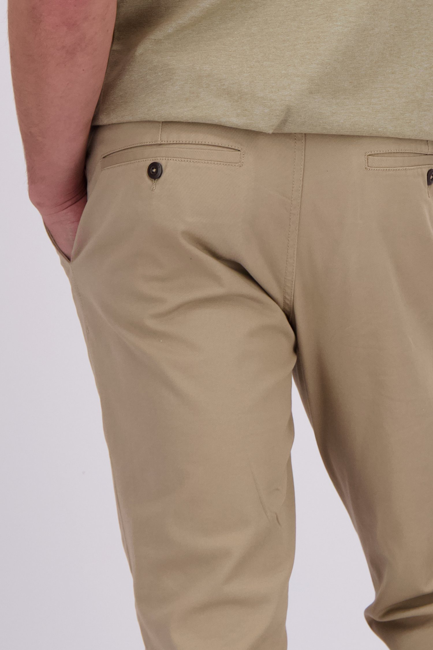 Detail van Grijsbeige chino door Liberty Island voor Heren