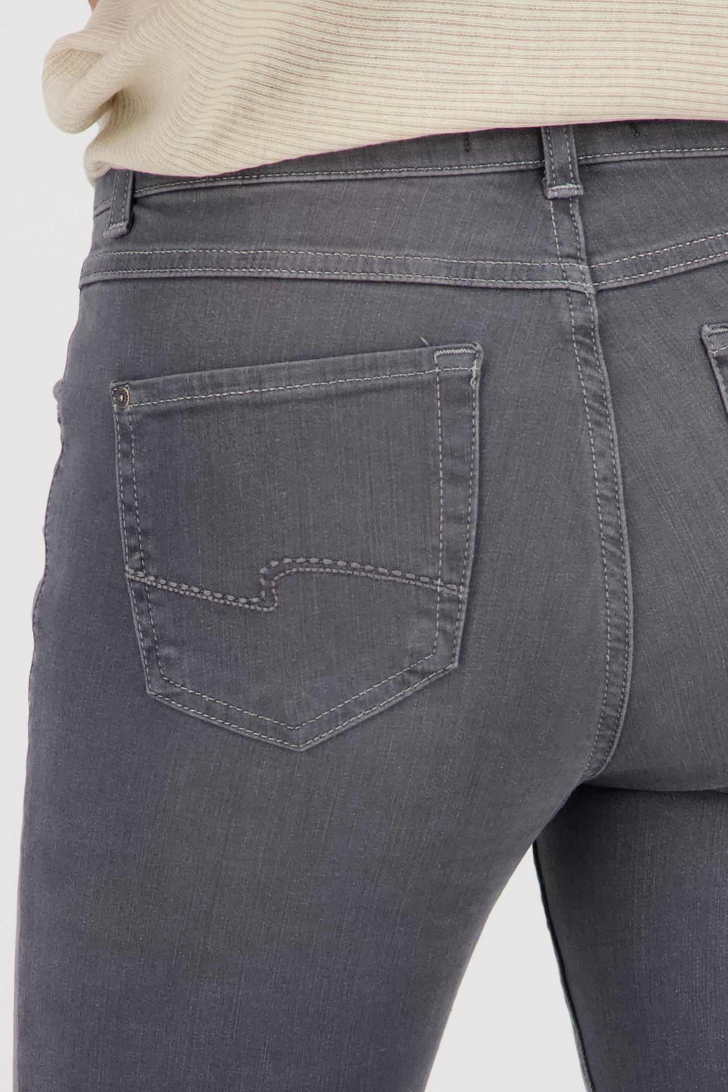 Detail van Grijze jeans - Slim fit  door Angels voor Dames