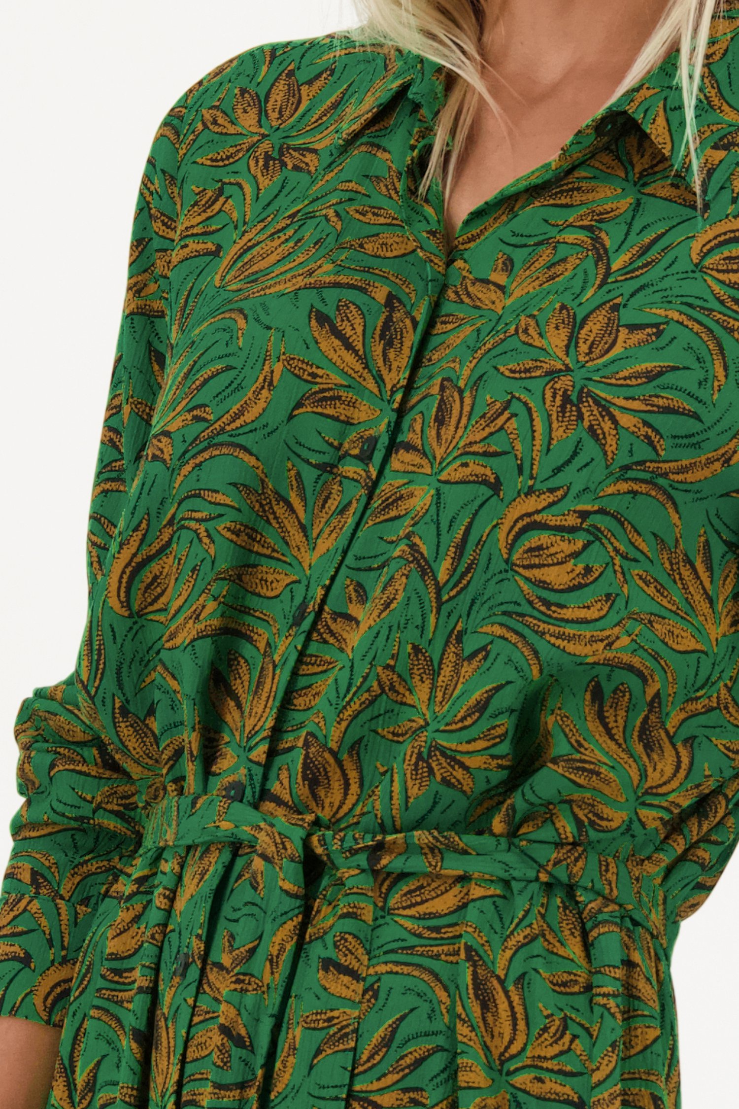 Groen kleedje met roestoranje bladerprint van Geisha voor Dames