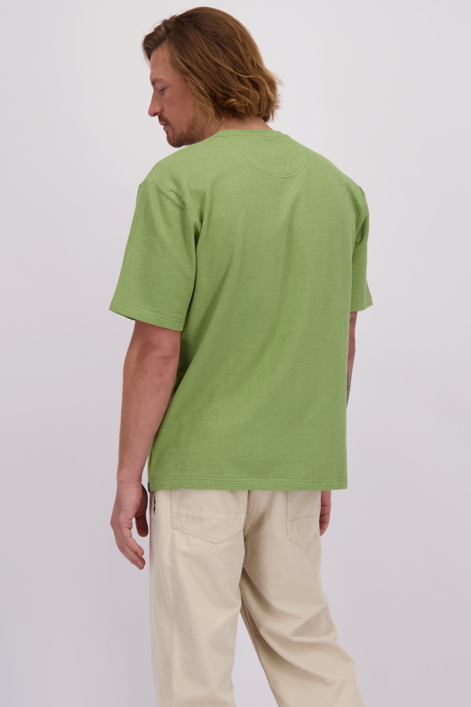 Achterkant van Groen T-shirt met ronde hals door Ravøtt voor Heren