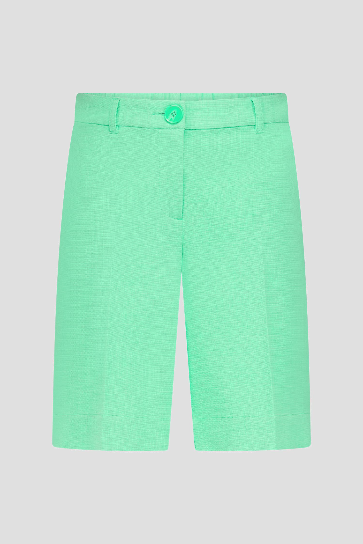 Groene bermuda met vouw van Claude Arielle voor Dames