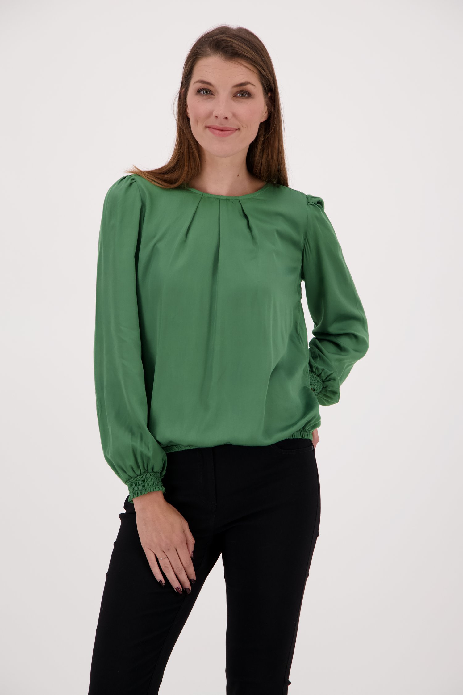 Groene blouse met plooitjes van 9705353 | e5