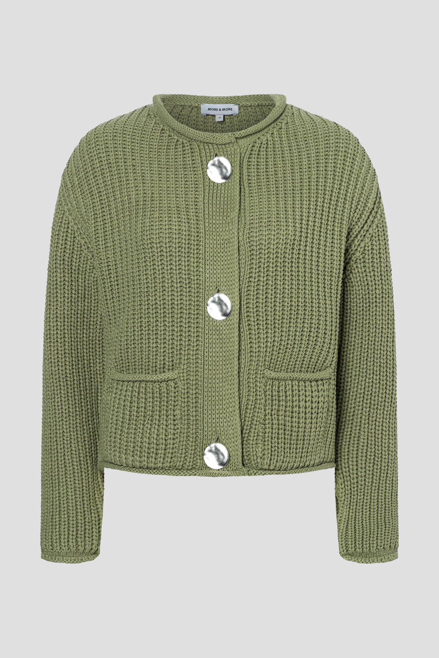 Productfoto 1 van Groene gebreide cardigan met detailknopen door More & More voor Dames