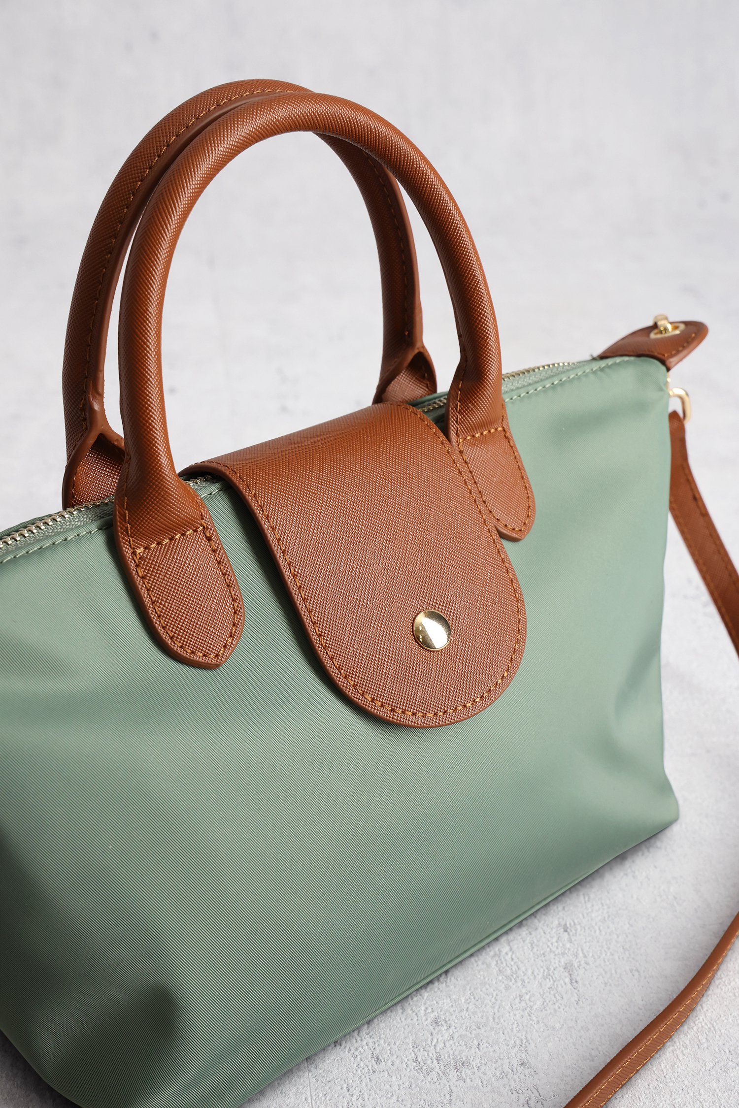 Groene handtas met bruine leather look afwerking van Liberty Island voor Dames
