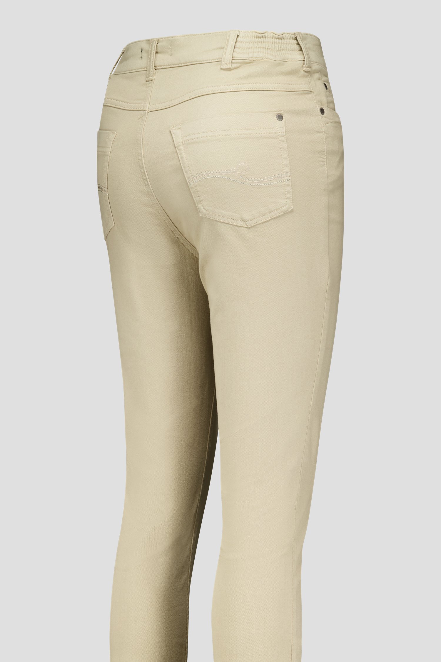Jean beige avec stretch et taille élastiquée de Claude Arielle pour Femmes