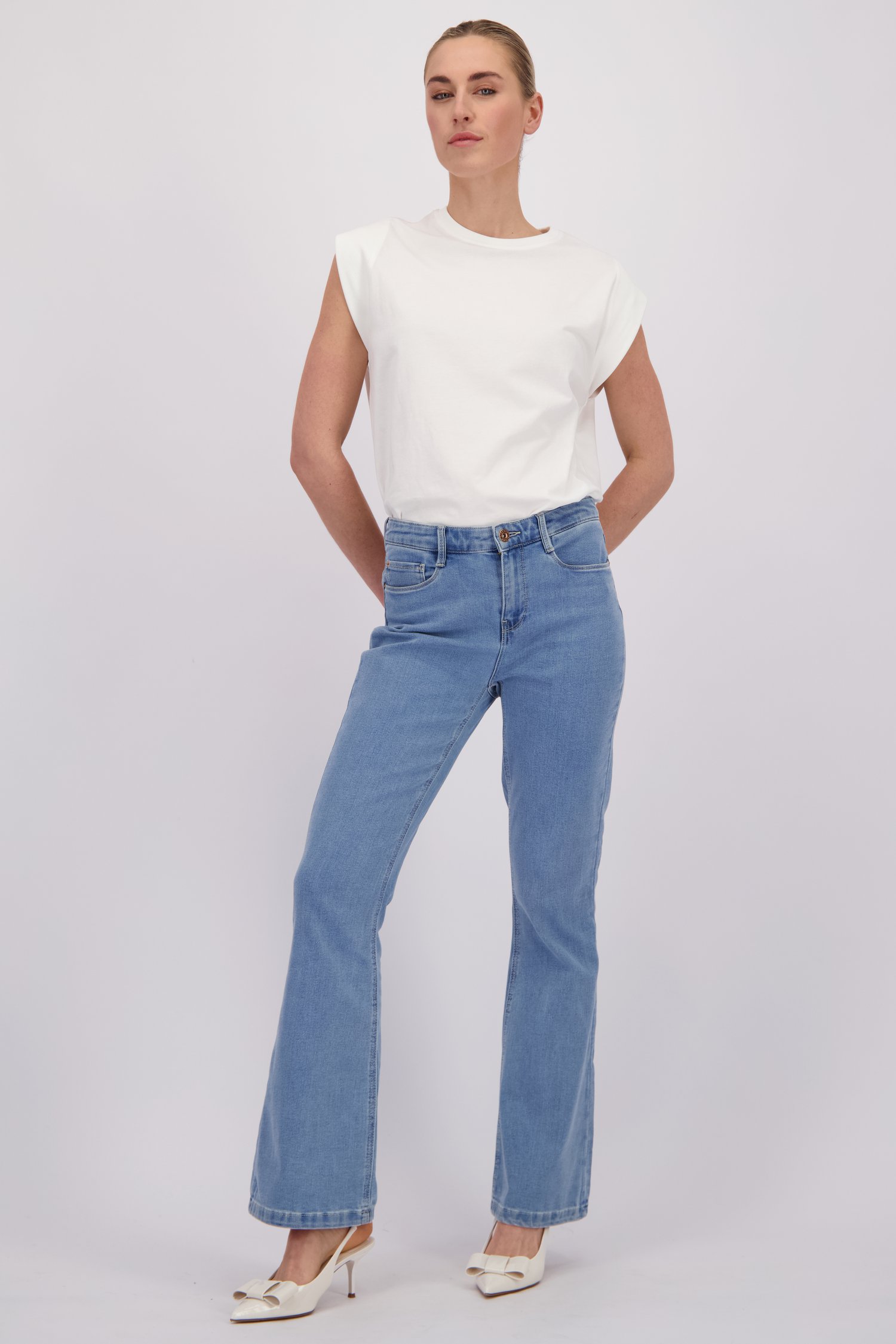 Photo supplémentaire 1 de Jean bleu clair - Billy - Bootcut de Liberty Island Denim pour Femmes