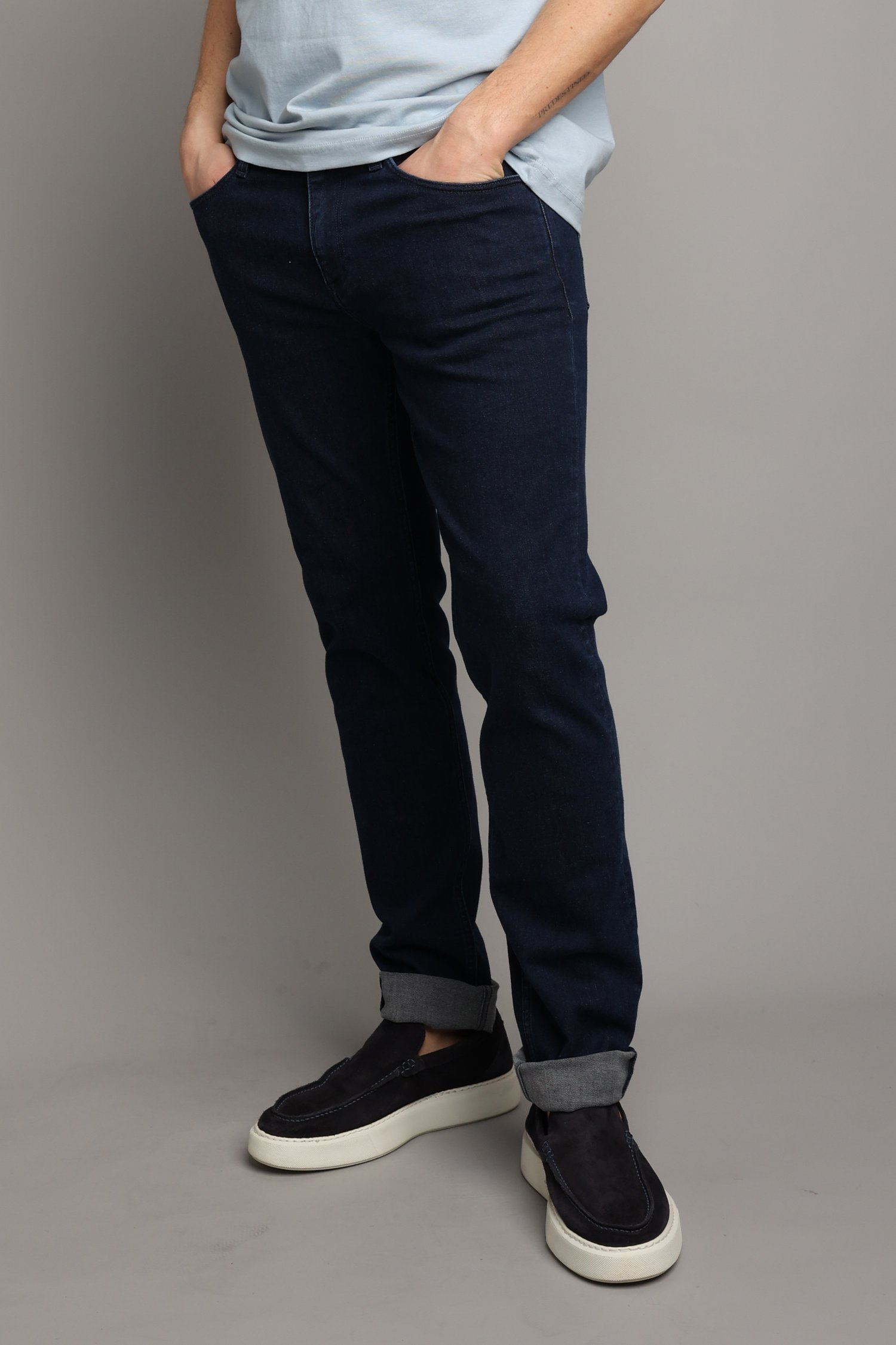 Le devant de Jean bleu foncé – Lars – Slim fit – L32 de Liberty Island Denim pour Hommes