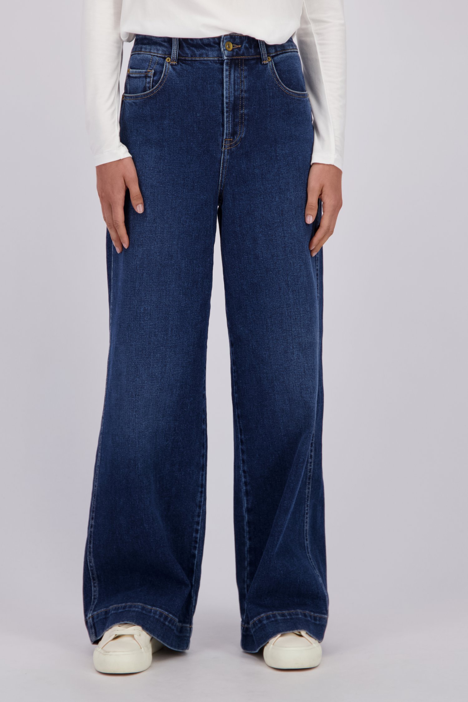 Le devant de Jean bleu foncé - Wide leg fit de Liberty Island Denim pour Femmes