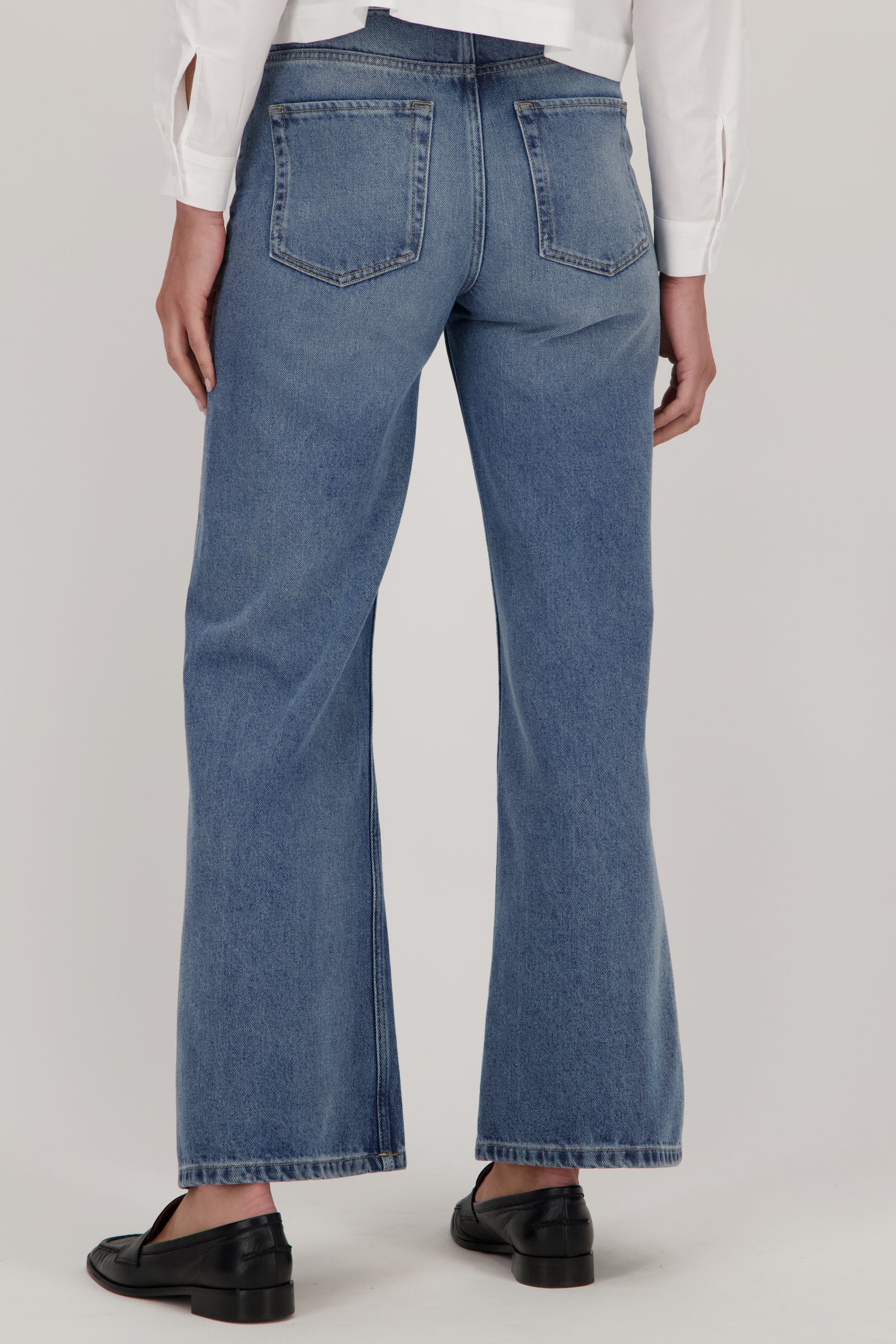 Le dos de Jean bleu large de More & More pour Femmes