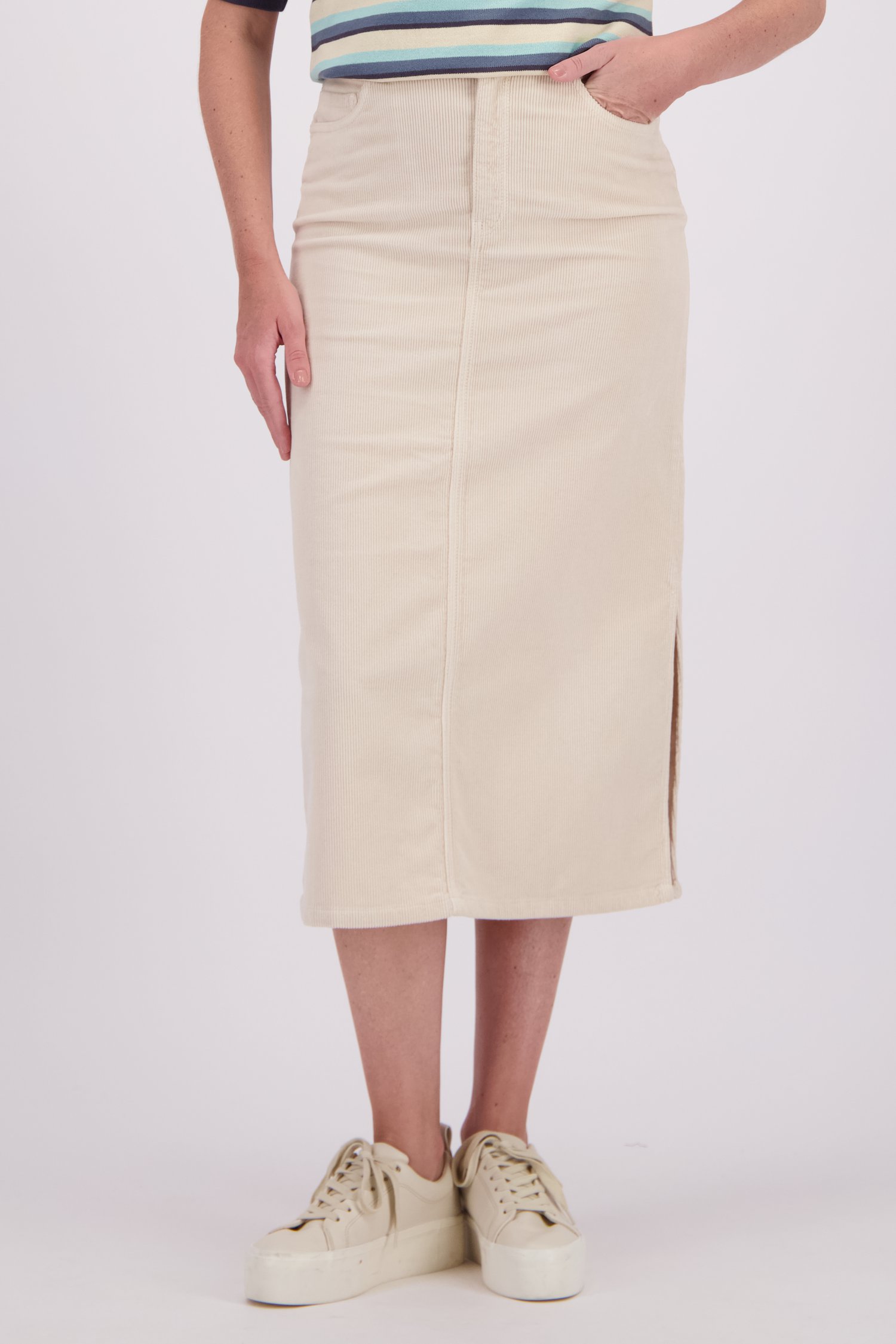 Le devant de Jupe en velours beige de Libelle pour Femmes