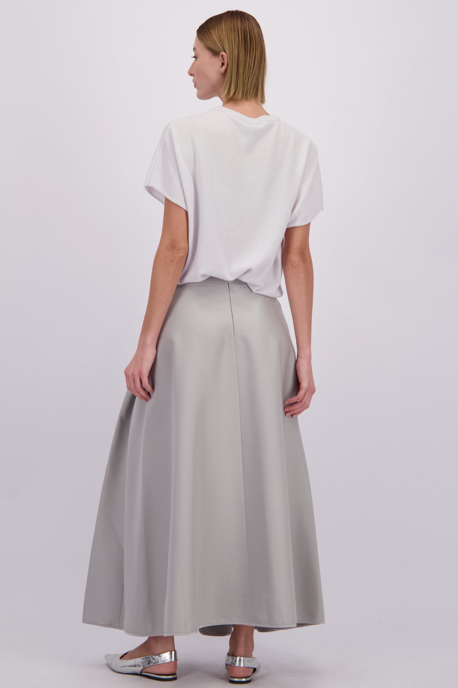 Le dos de Jupe longue gris argenté de D'Auvry Studio pour Femmes