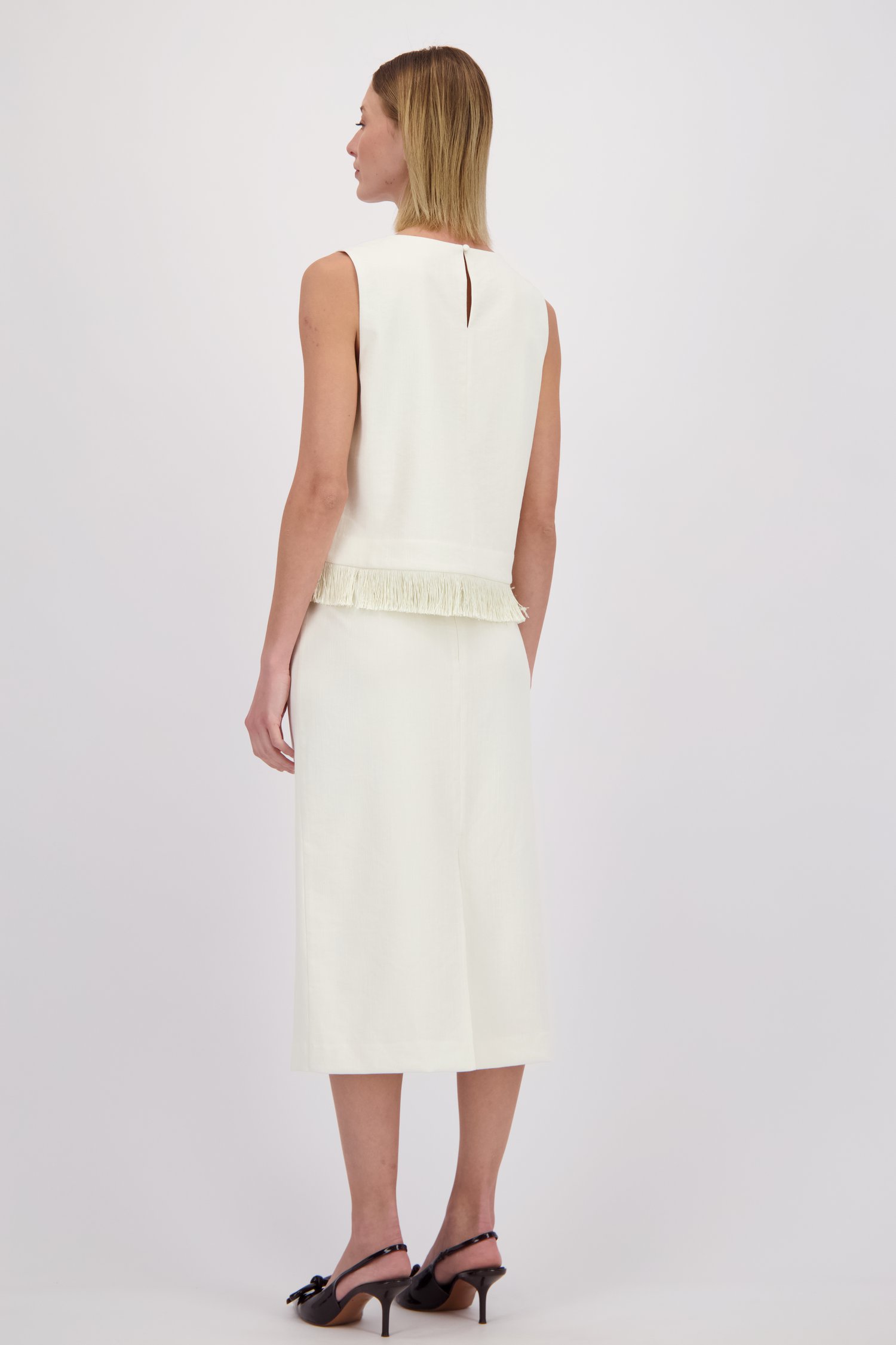 Le dos de Jupe midi blanche fendue de D'Auvry pour Femmes
