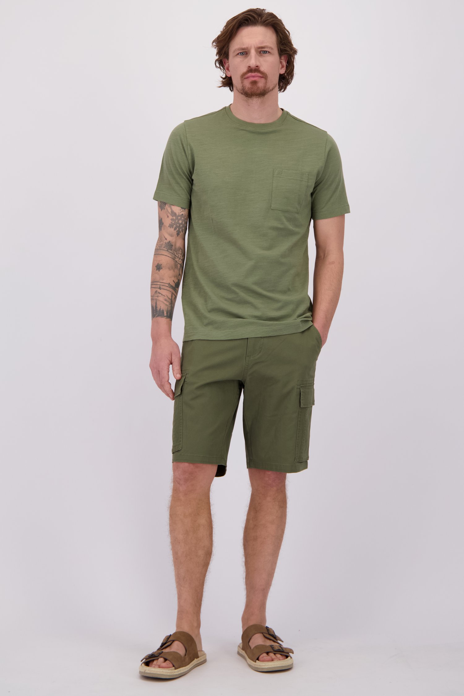 Voorkant van Kaki bermuda door Ravøtt voor Heren