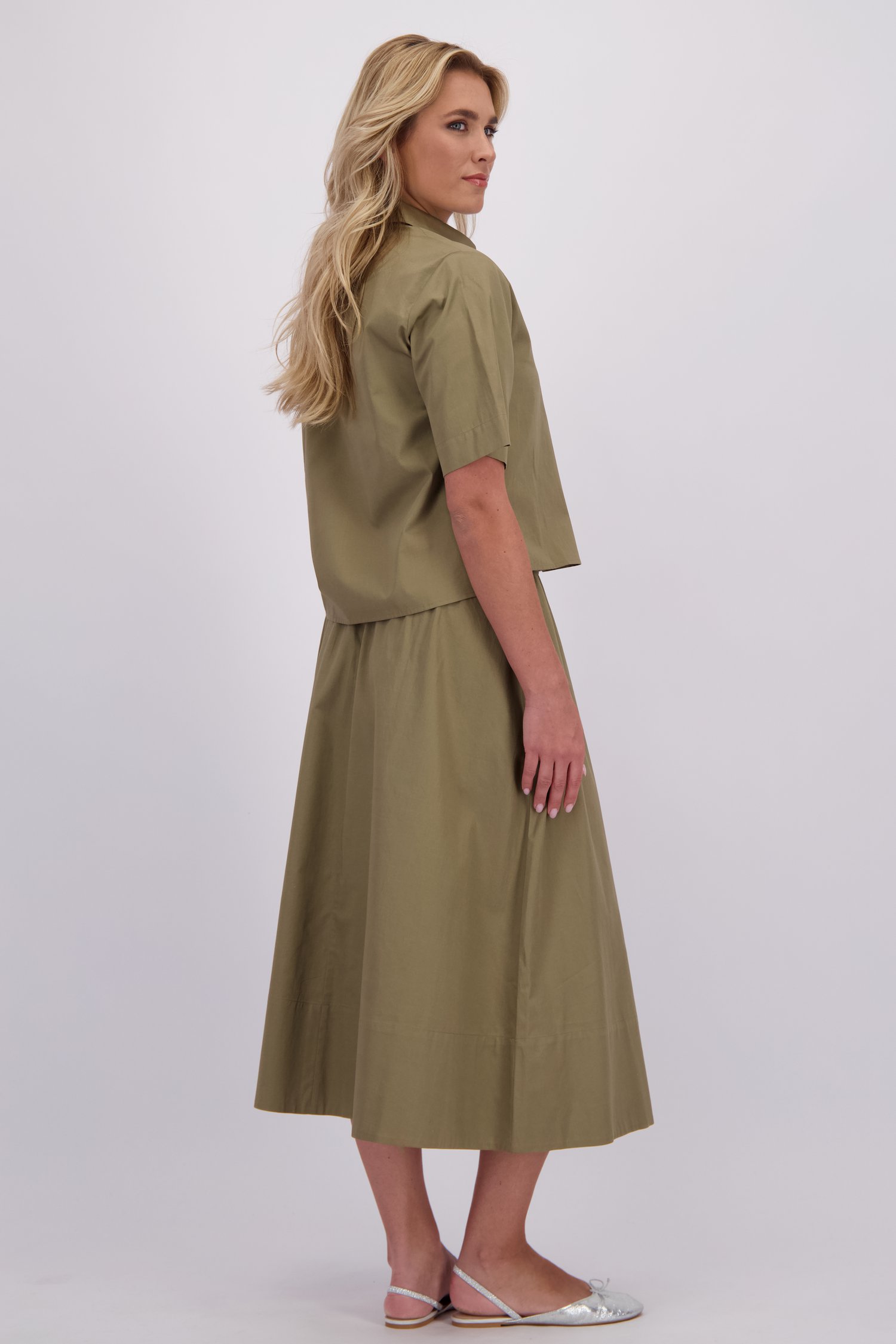 Achterkant van Kaki midirok met elastische tailleband door Libelle voor Dames