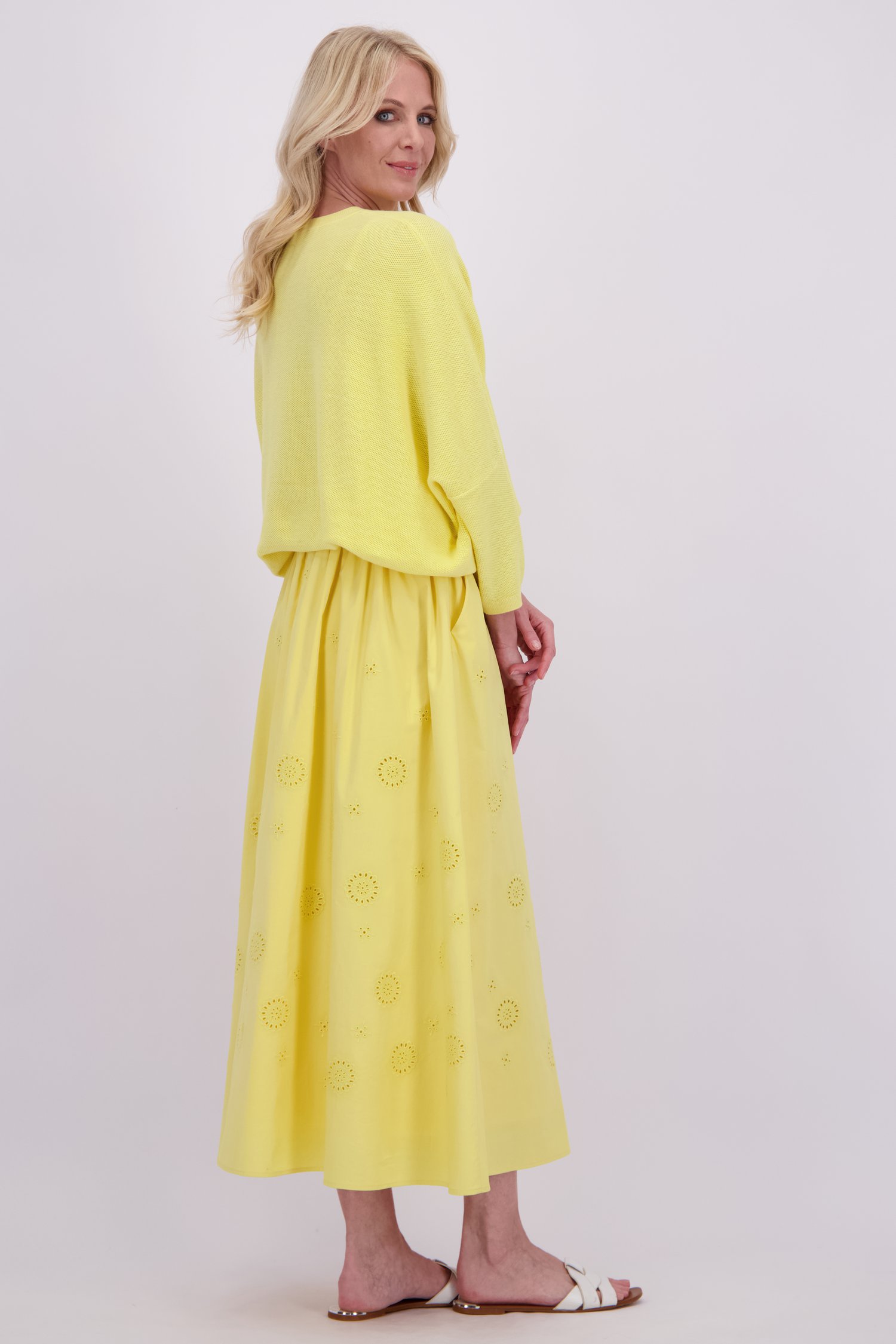 Achterkant van Lange gele rok door AC by Annelien Coorevits voor Dames