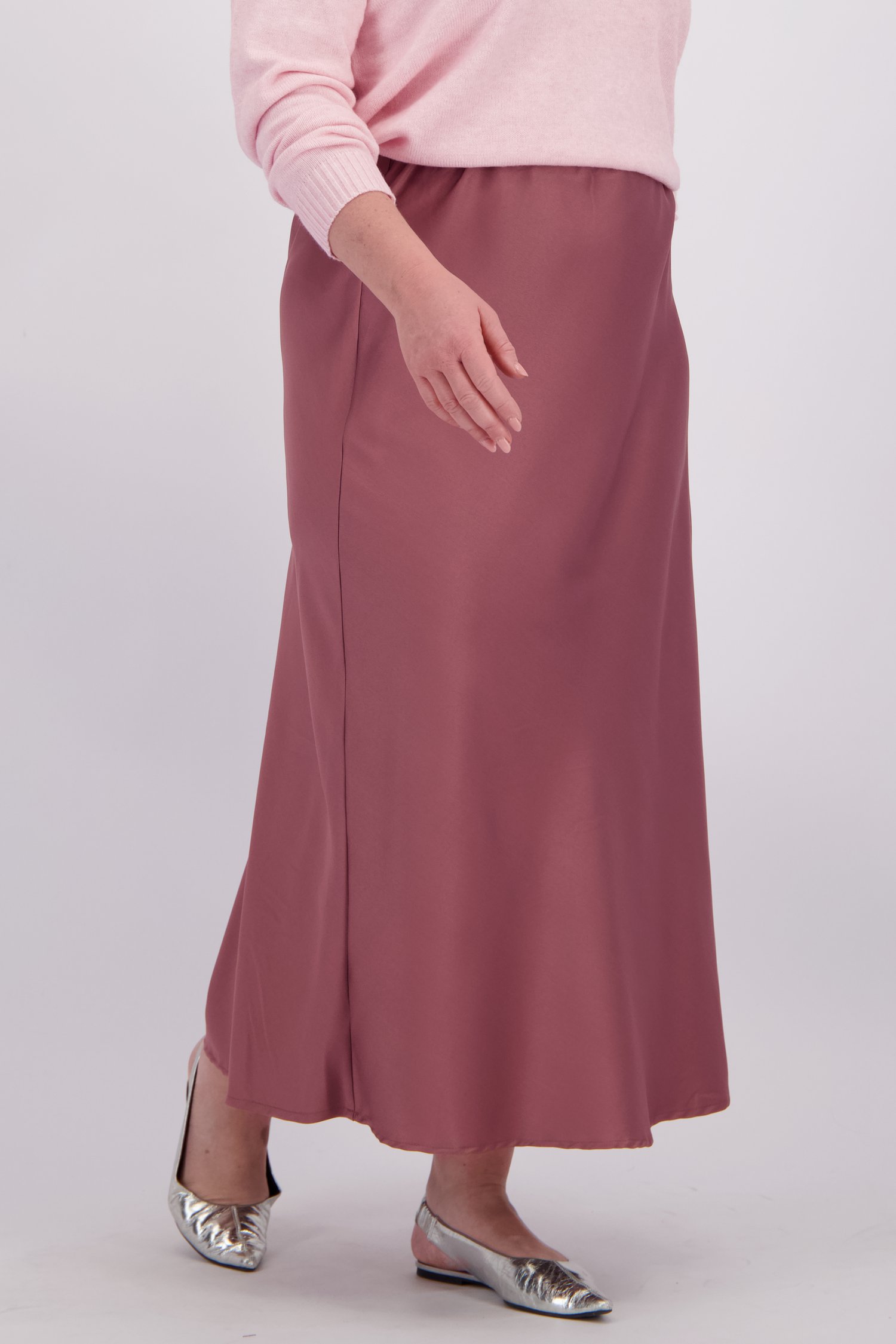 Detail van Lange paarse rok met elastische tailleband door ONLY Carmakoma voor Dames