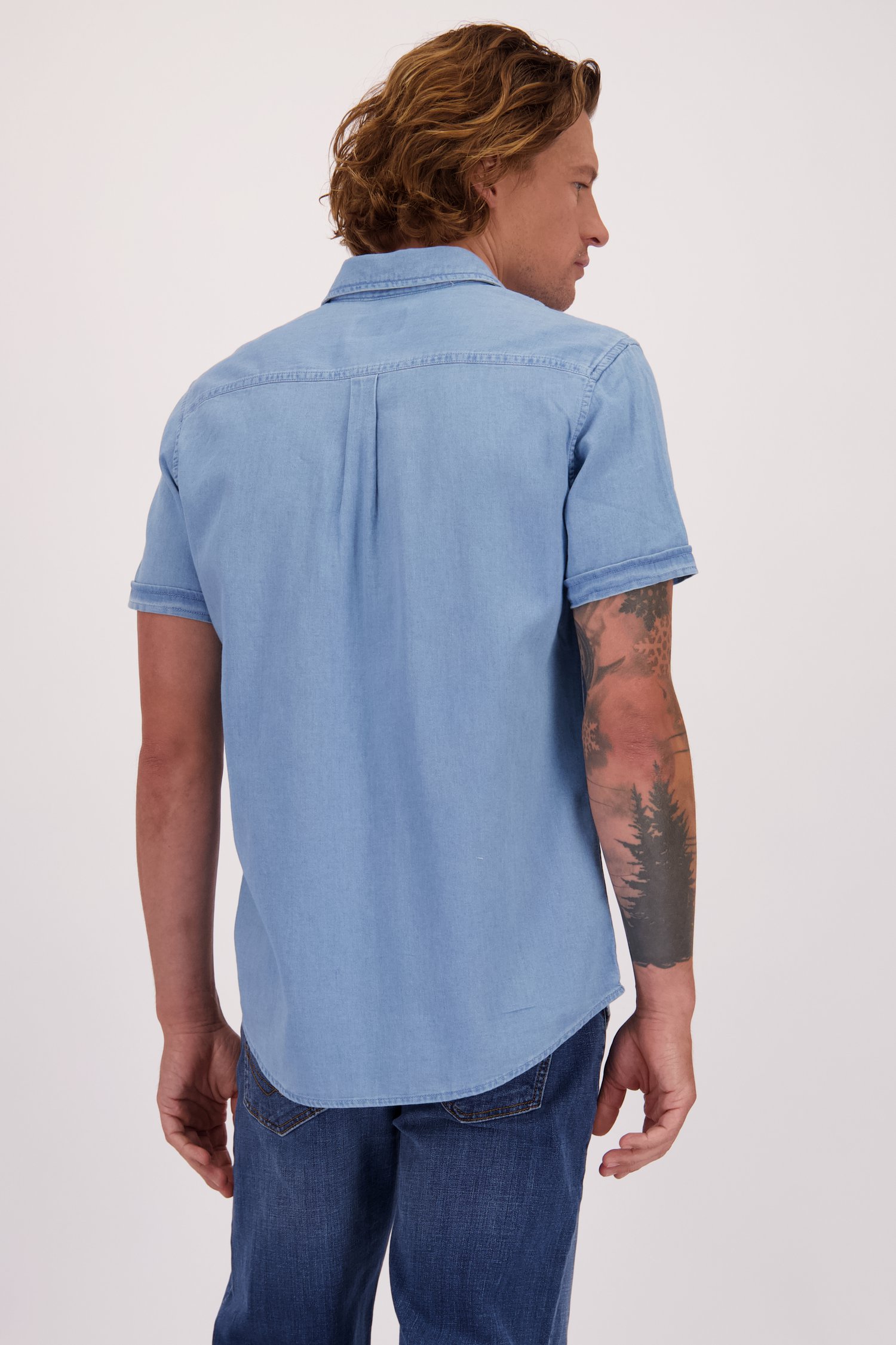 Achterkant van Lichtblauw hemd met jeanslook - Regular fit door Ravøtt voor Heren
