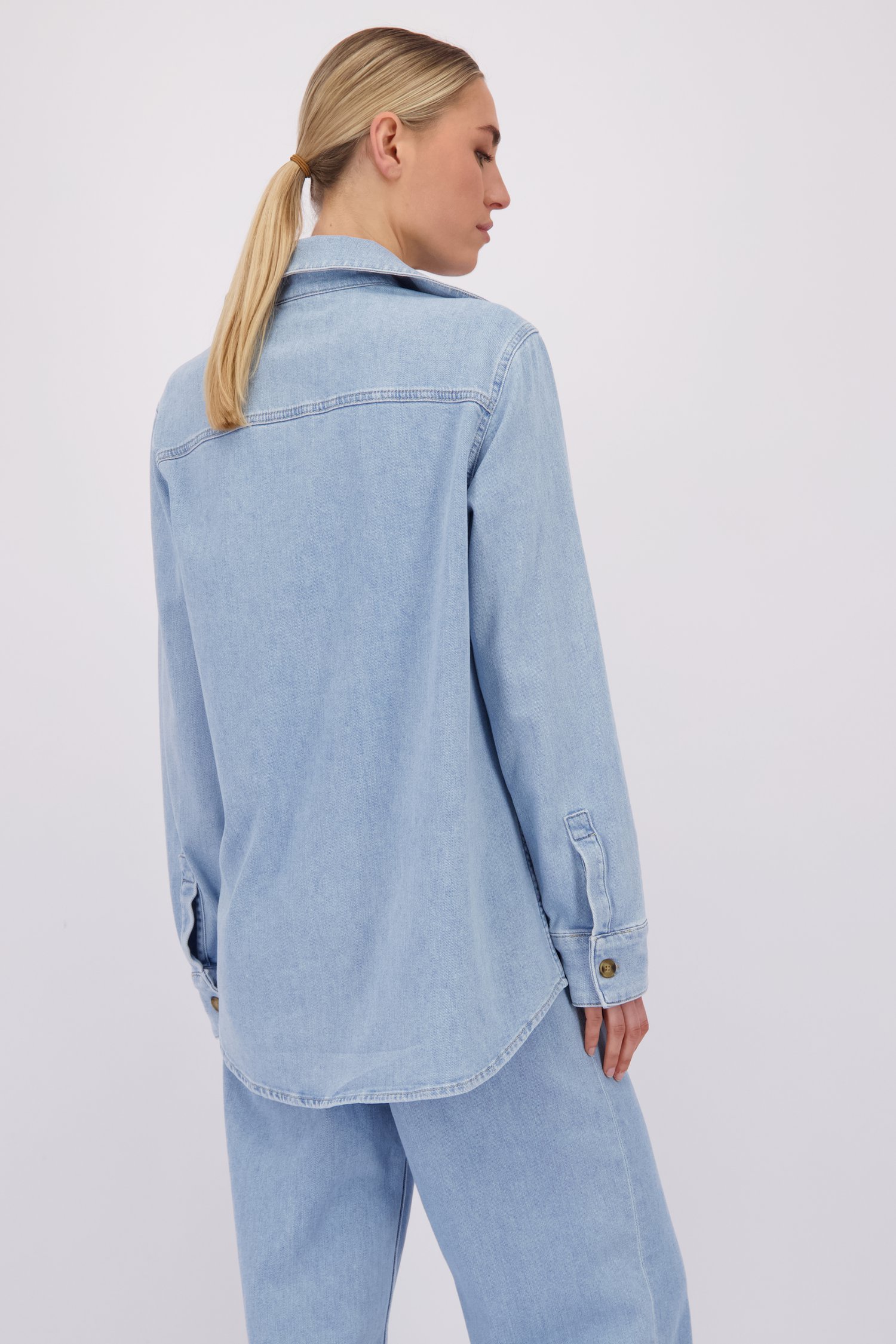 Achterkant van Lichtblauw jeanshemd door Marc O'Polo voor Dames