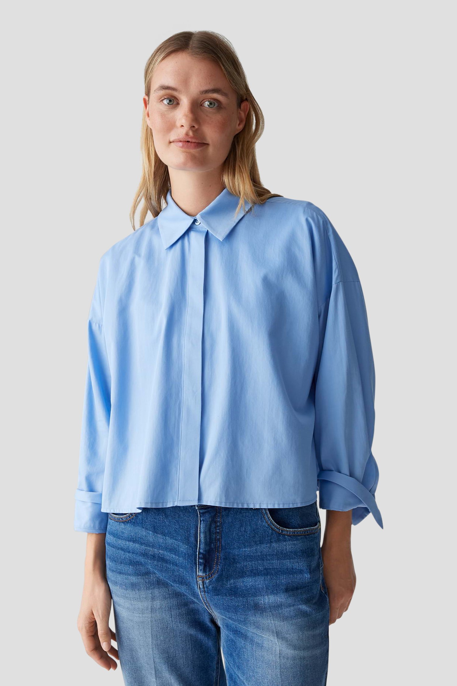 Voorkant van Lichtblauwe blouse  door Opus voor Dames