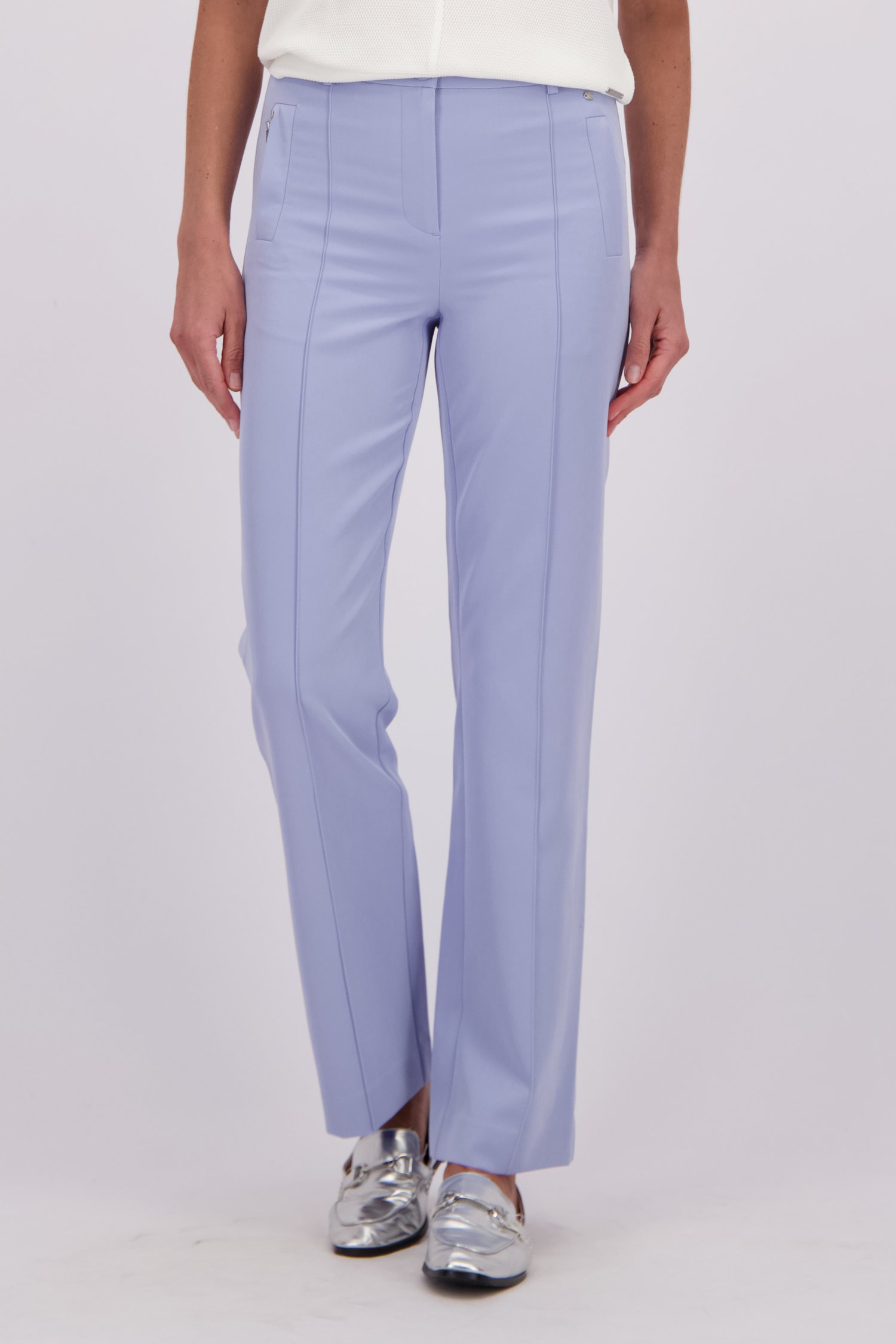 Detail van Lichtblauwe geklede broek door Claude Arielle voor Dames