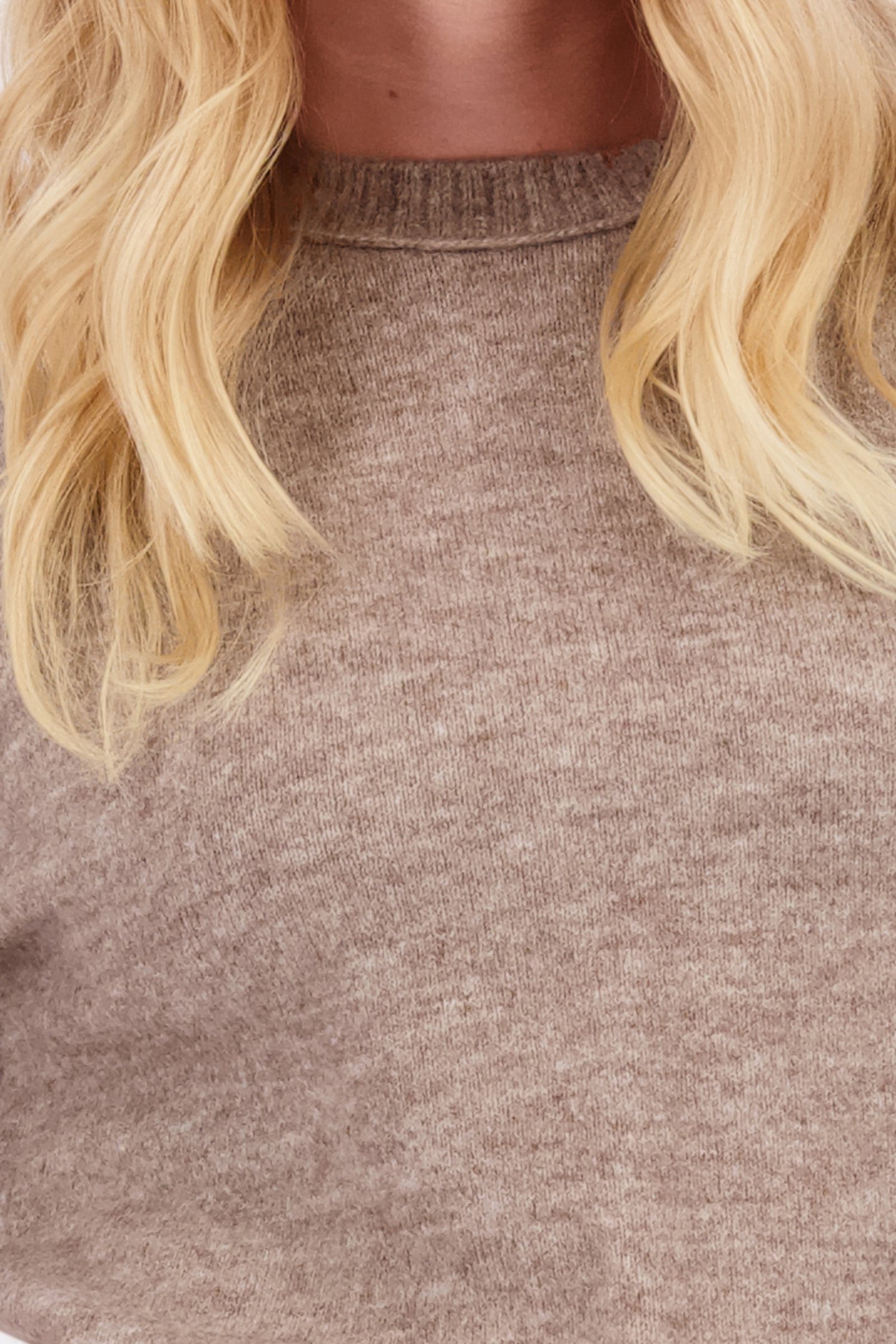 Detail van Lichtbruine pull met driekwartmouwen door Libelle voor Dames