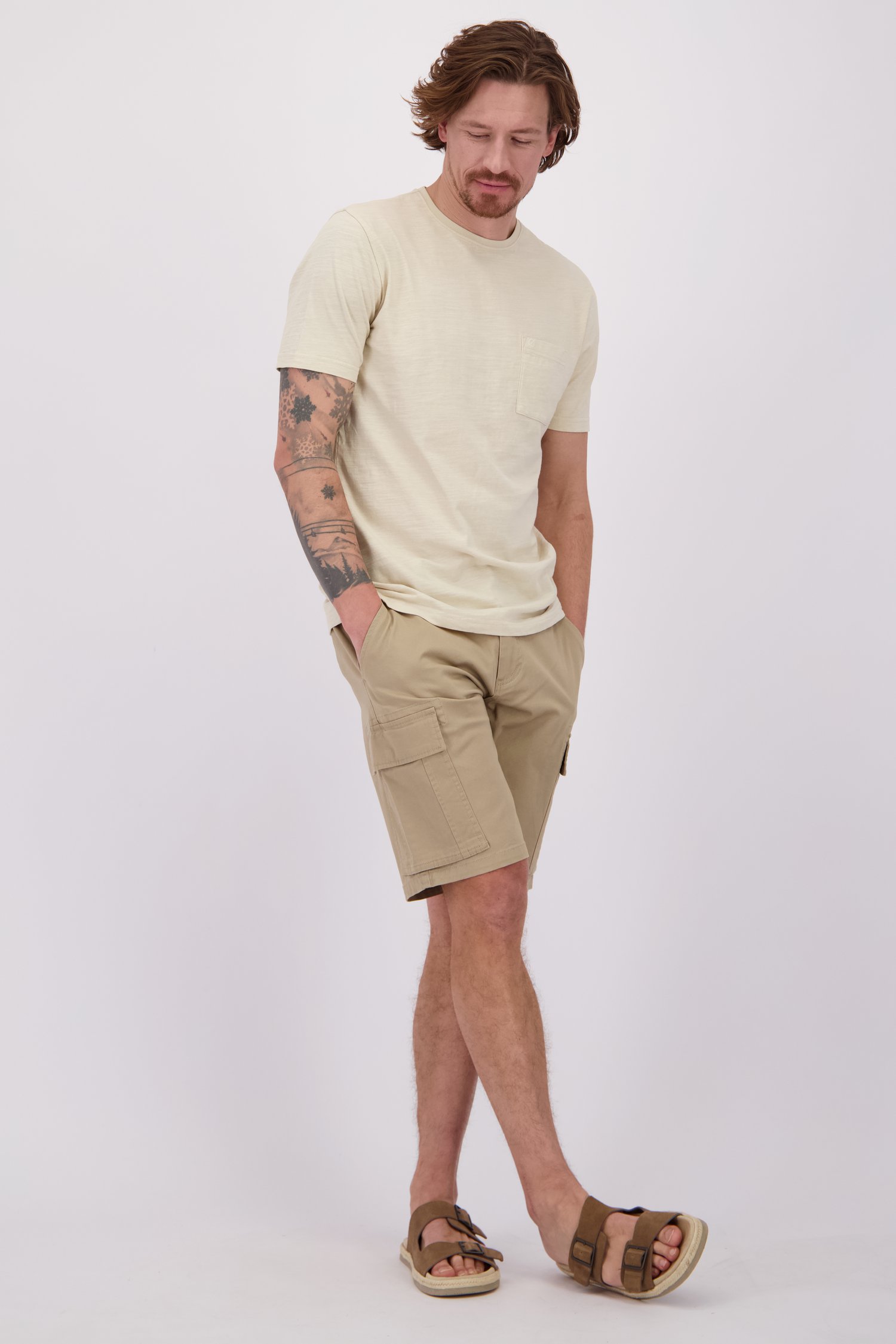 Voorkant van Lichtgrijze bermuda door Ravøtt voor Heren