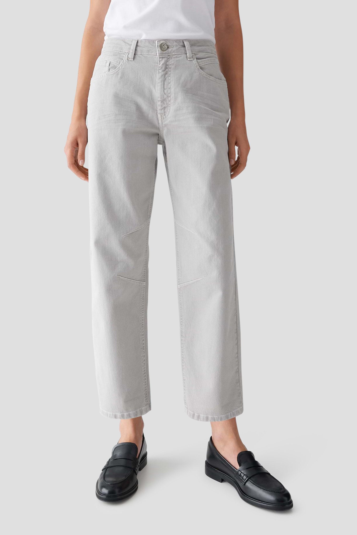 Voorkant van Lichtgrijze tapered fit jeans - 7/8 lengte  door Opus voor Dames