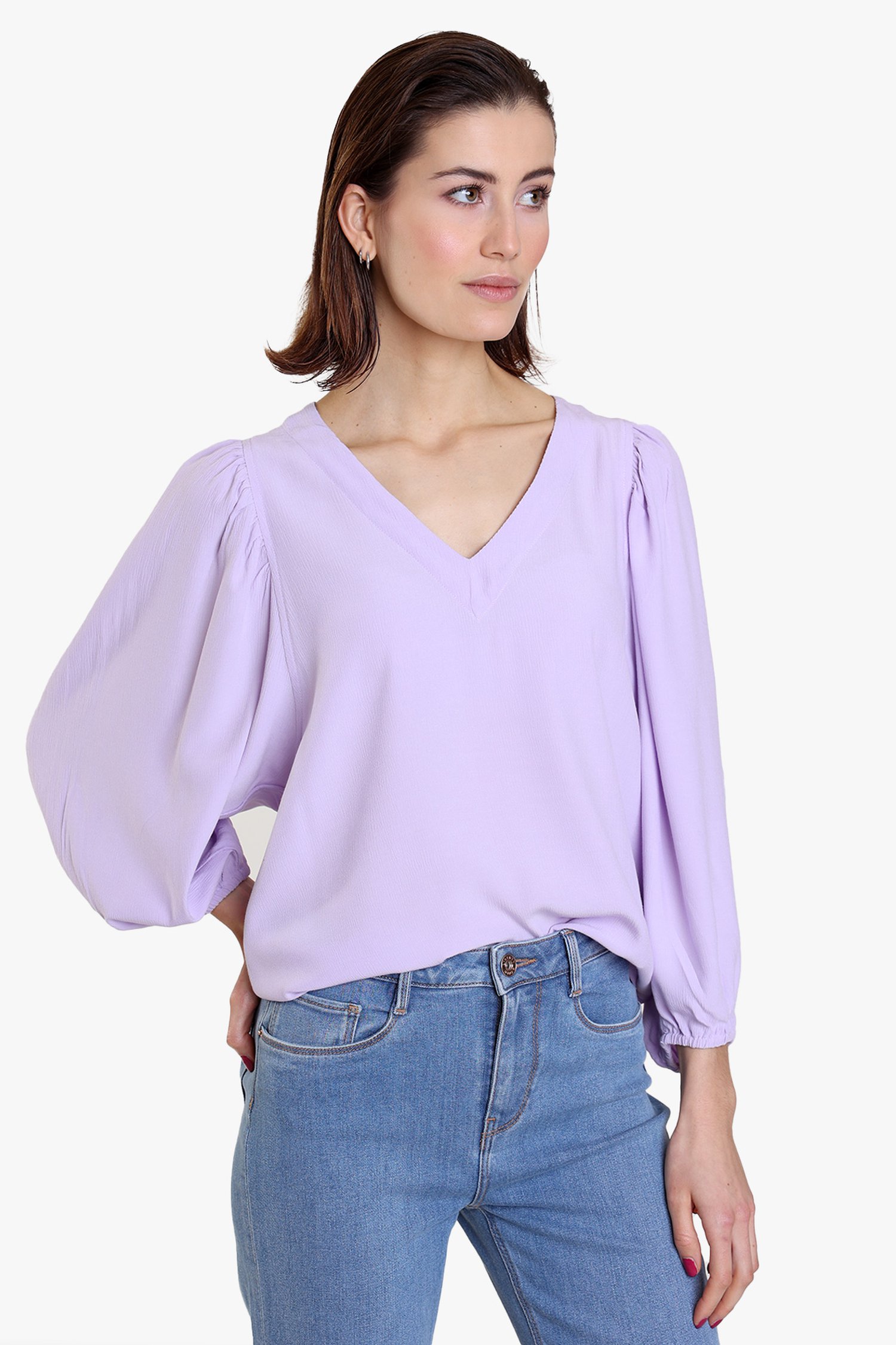 Lila blouse met pofmouwen van 5975402 | e5