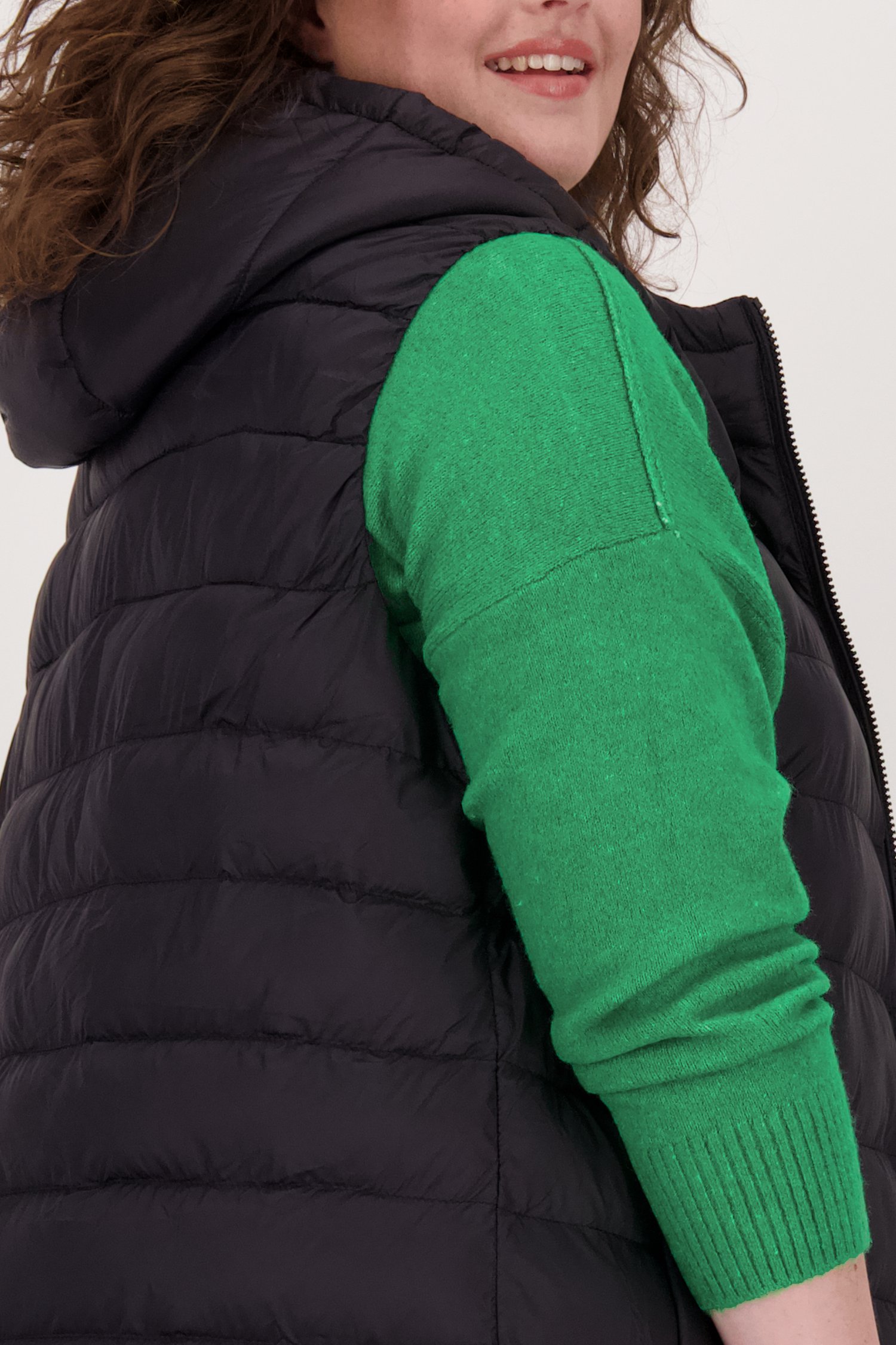 Long bodywarmer noir	 de Only Carmakoma pour Femmes