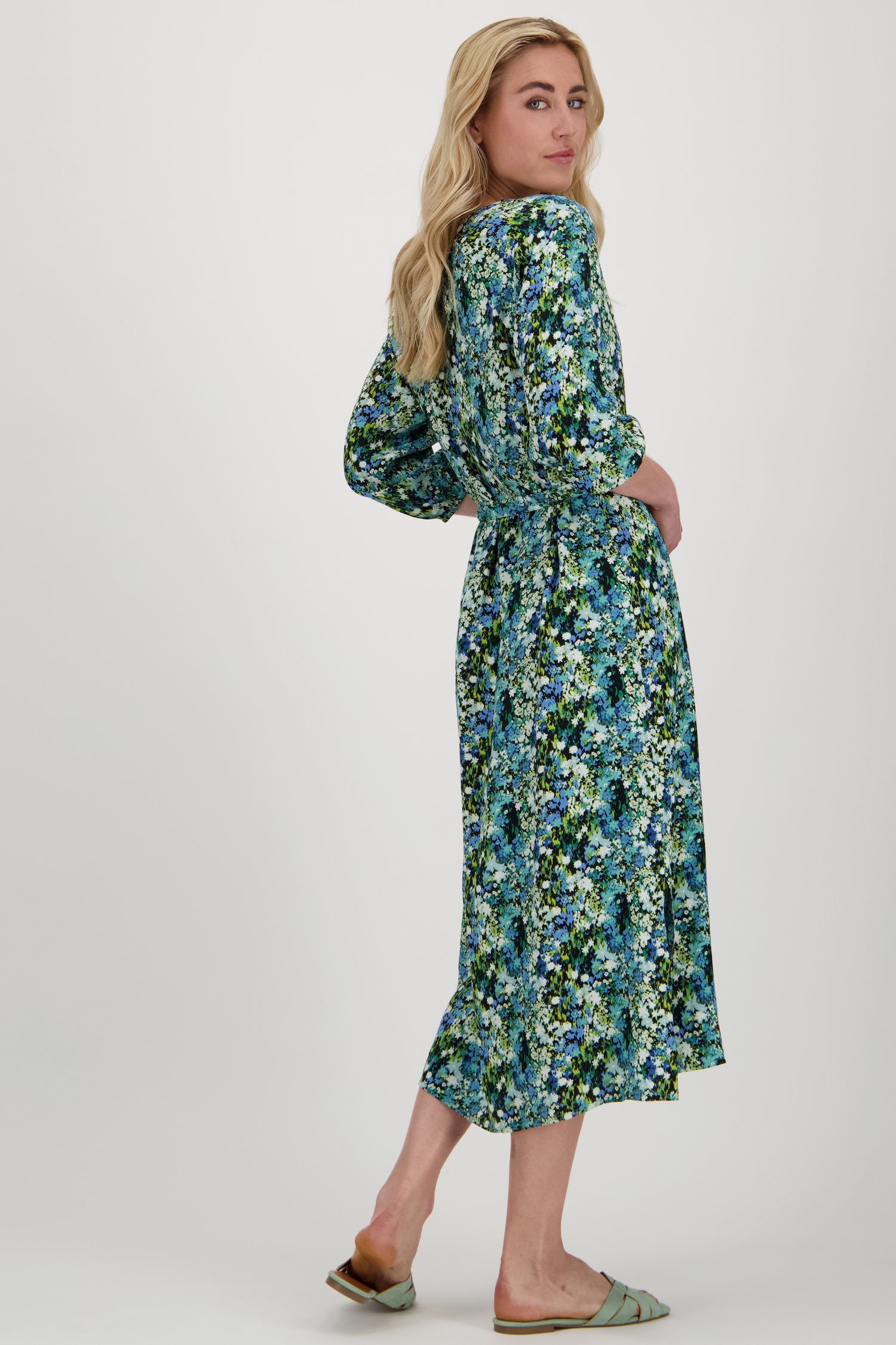 Longue robe bleu-vert à l'imprimé floral délicat de Libelle pour Femmes
