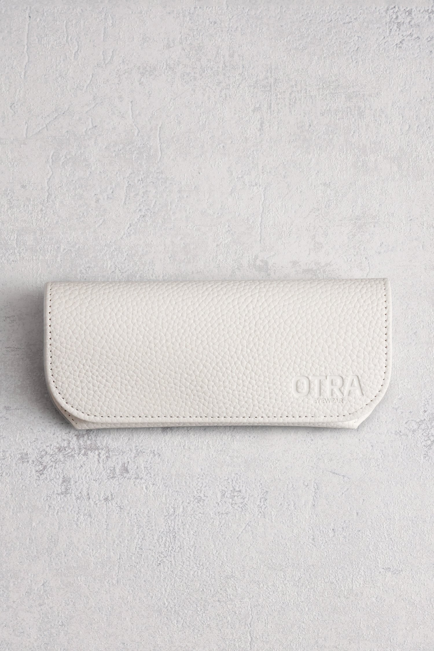 Photo produit 4 de Lunettes de soleil cat eye noires – Nove de Otra pour Femmes