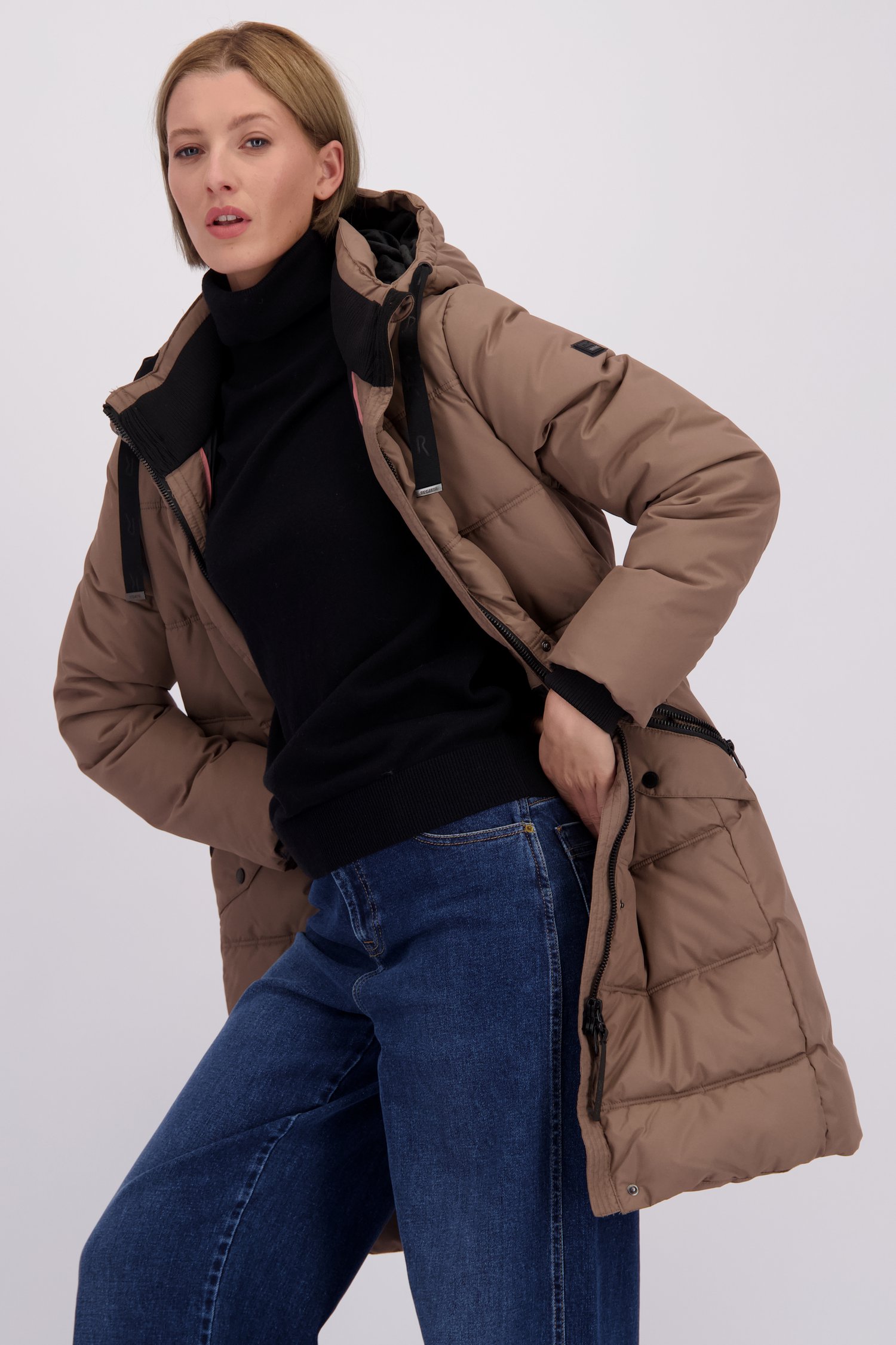 Le devant de Manteau d’hiver brun de Regatta pour Femmes