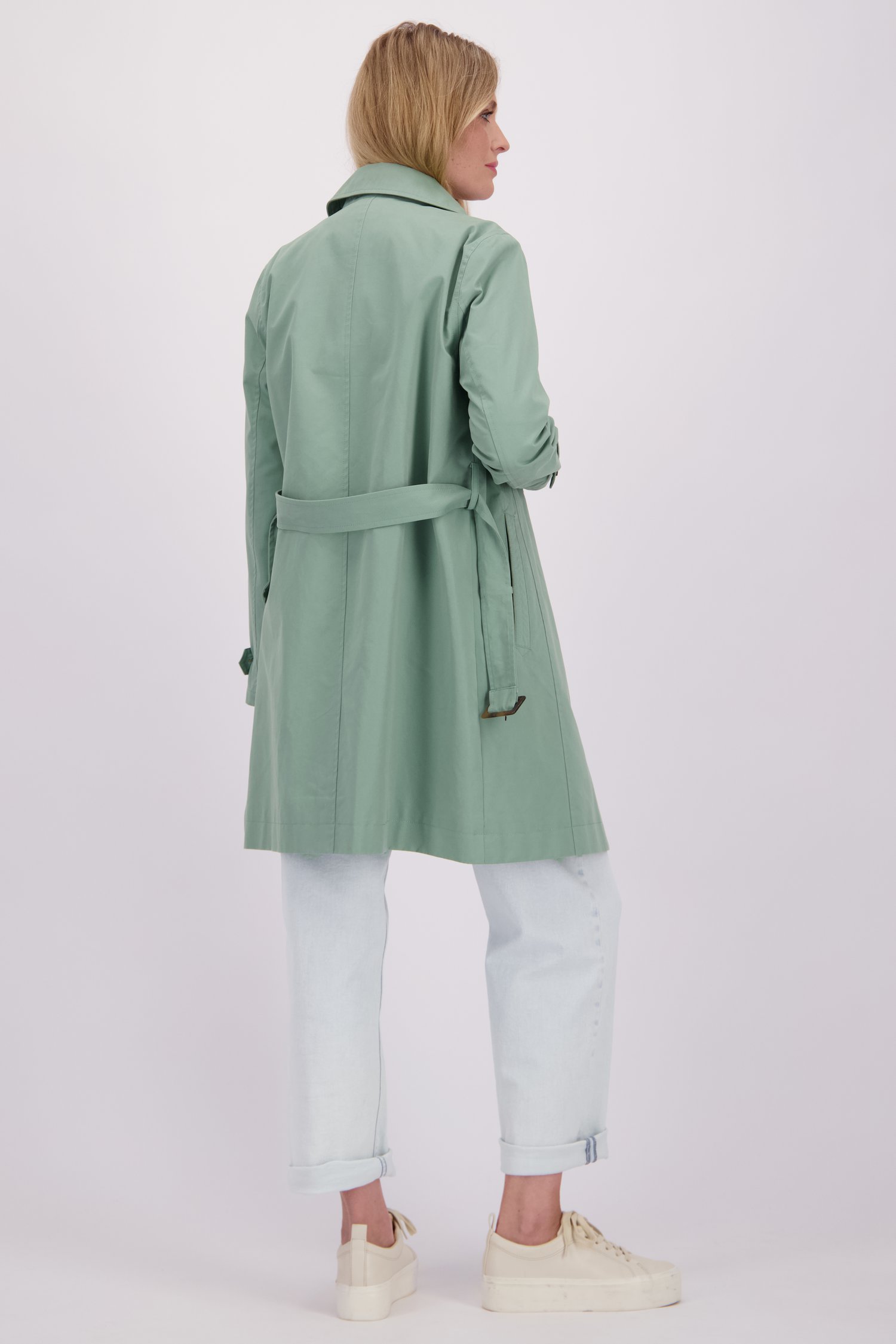 Le dos de Manteau demi-long gris-vert  de Libelle pour Femmes