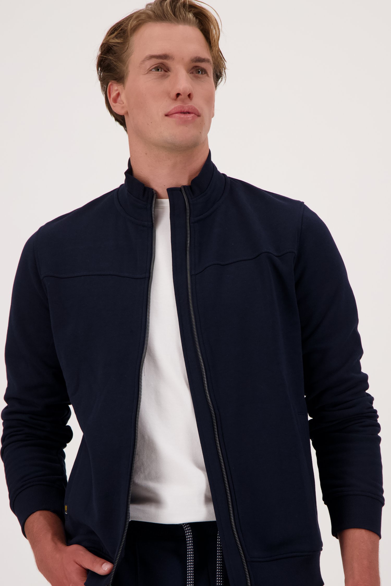 Navy cardigan met rits van Ravøtt voor Heren