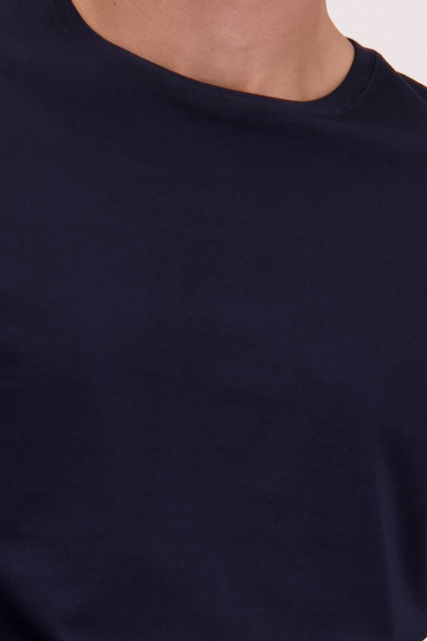 Detail van Navy T-shirt met lange mouwen door Liberty Island voor Heren