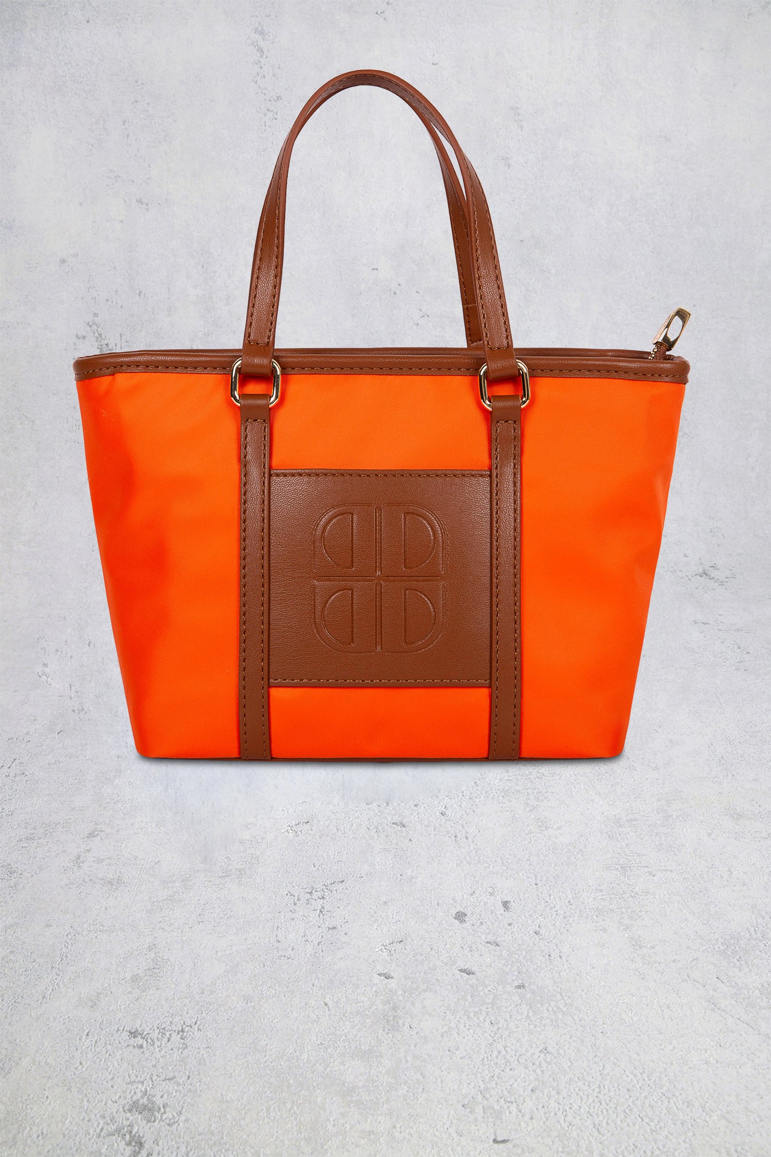 Voorkant van Oranje schoudertas met bruine leather look details door Laurent David voor Dames