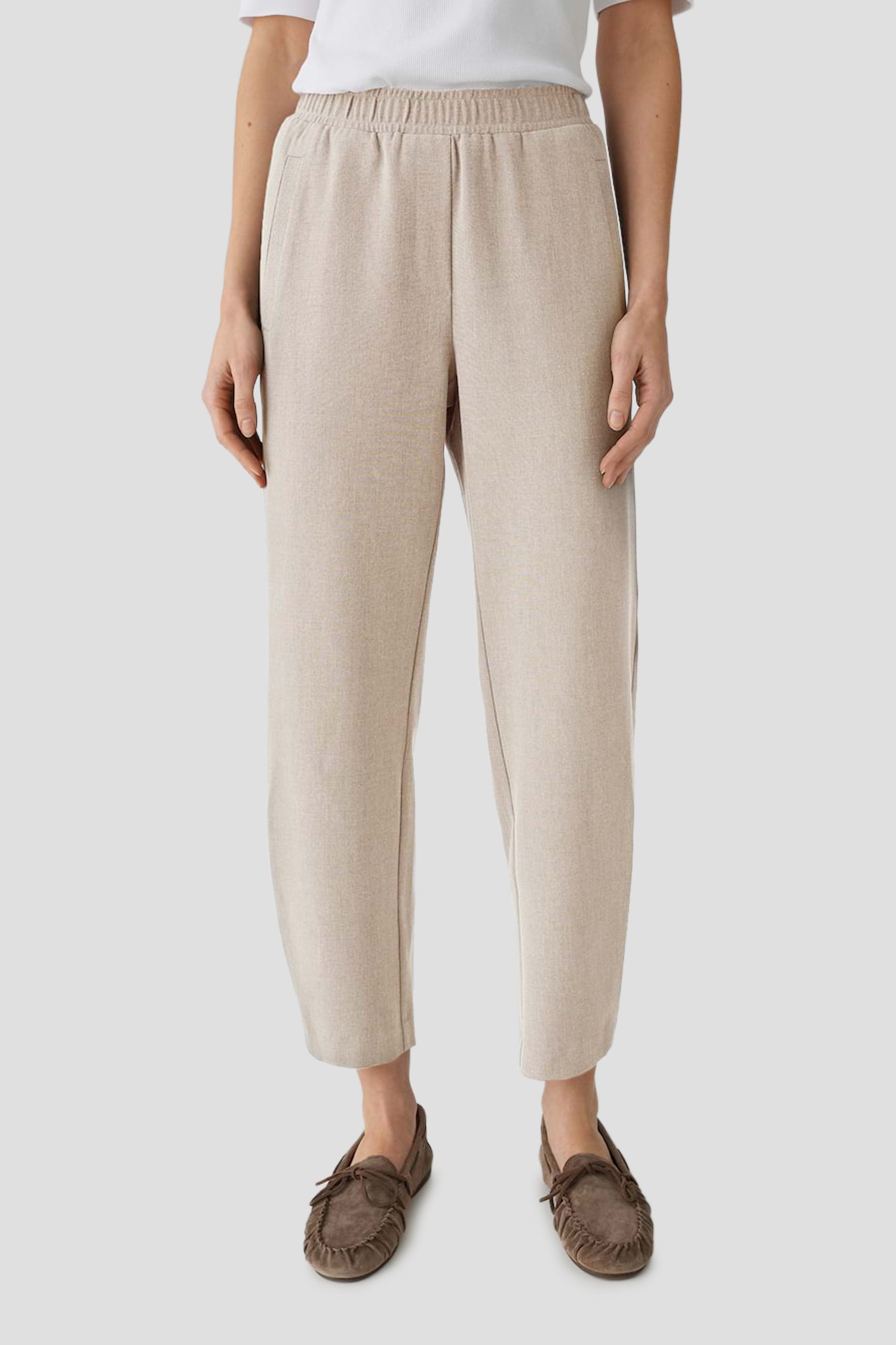 Le devant de Pantalon beige chiné avec taille élastiquée de Opus pour Femmes