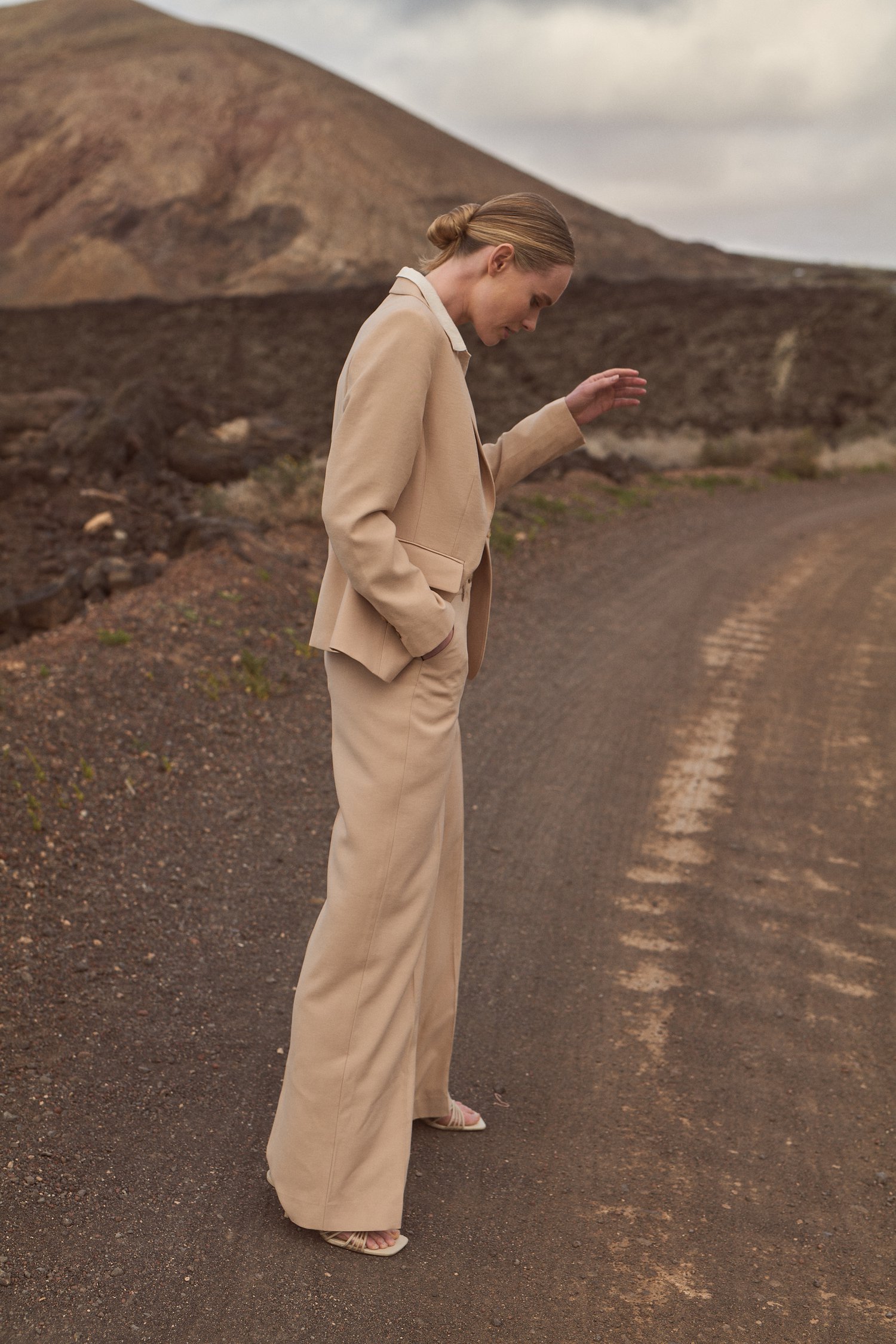 Pantalon beige large de D'Auvry pour Femmes