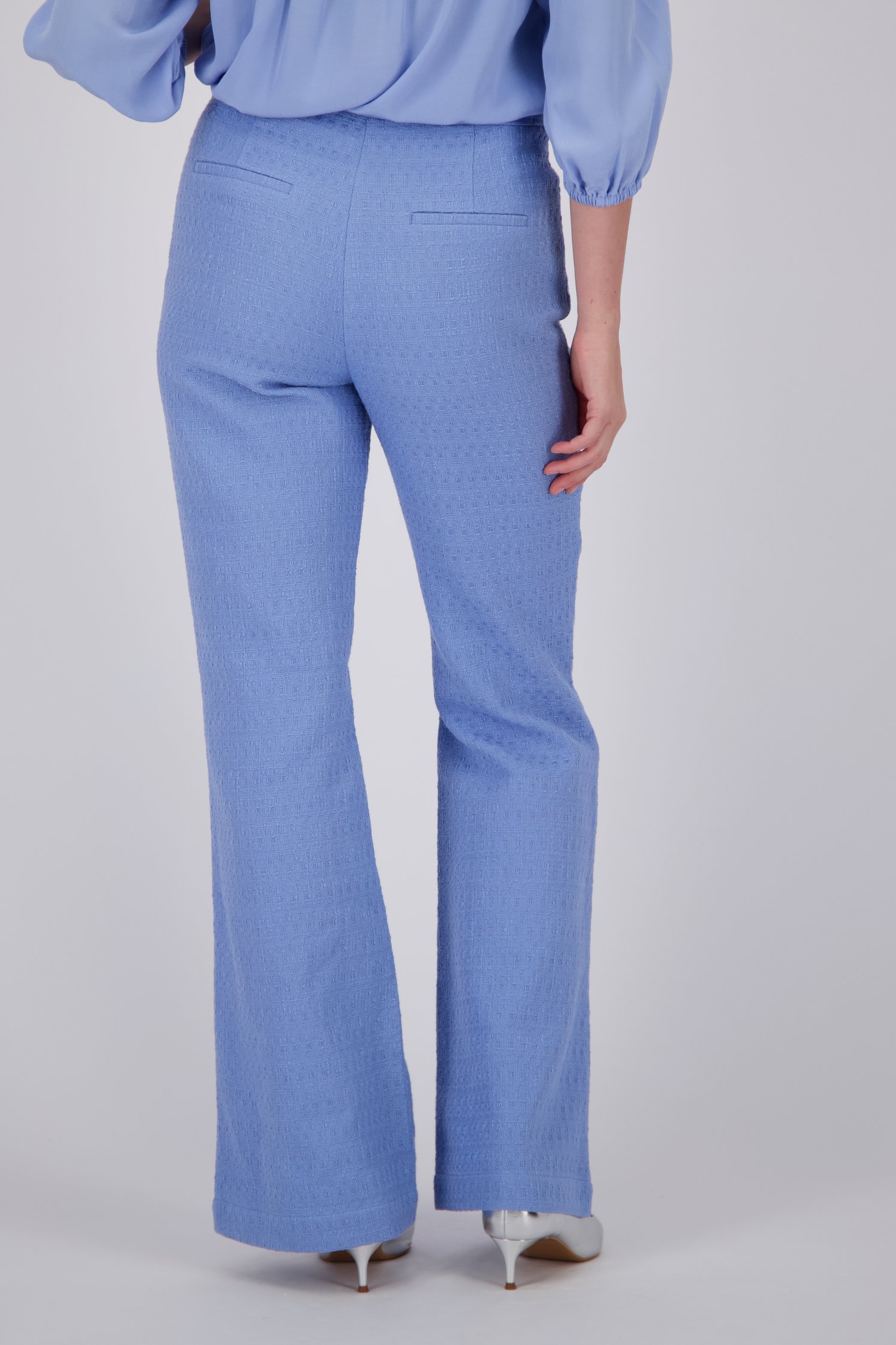 Pantalon bleu clair en bouclé  de D'Auvry pour Femmes