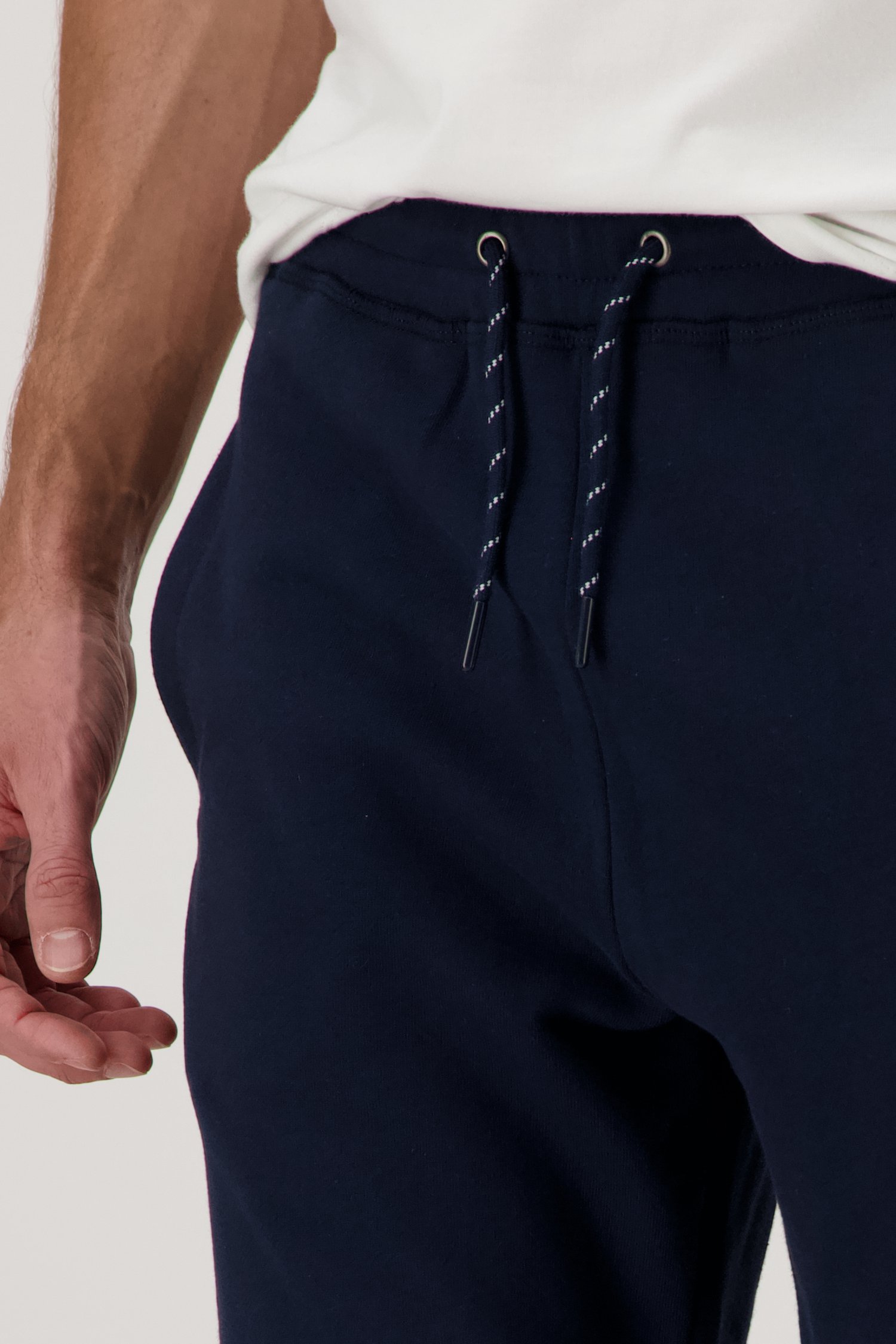 Pantalon de jogging bleu foncé de Ravøtt pour Hommes