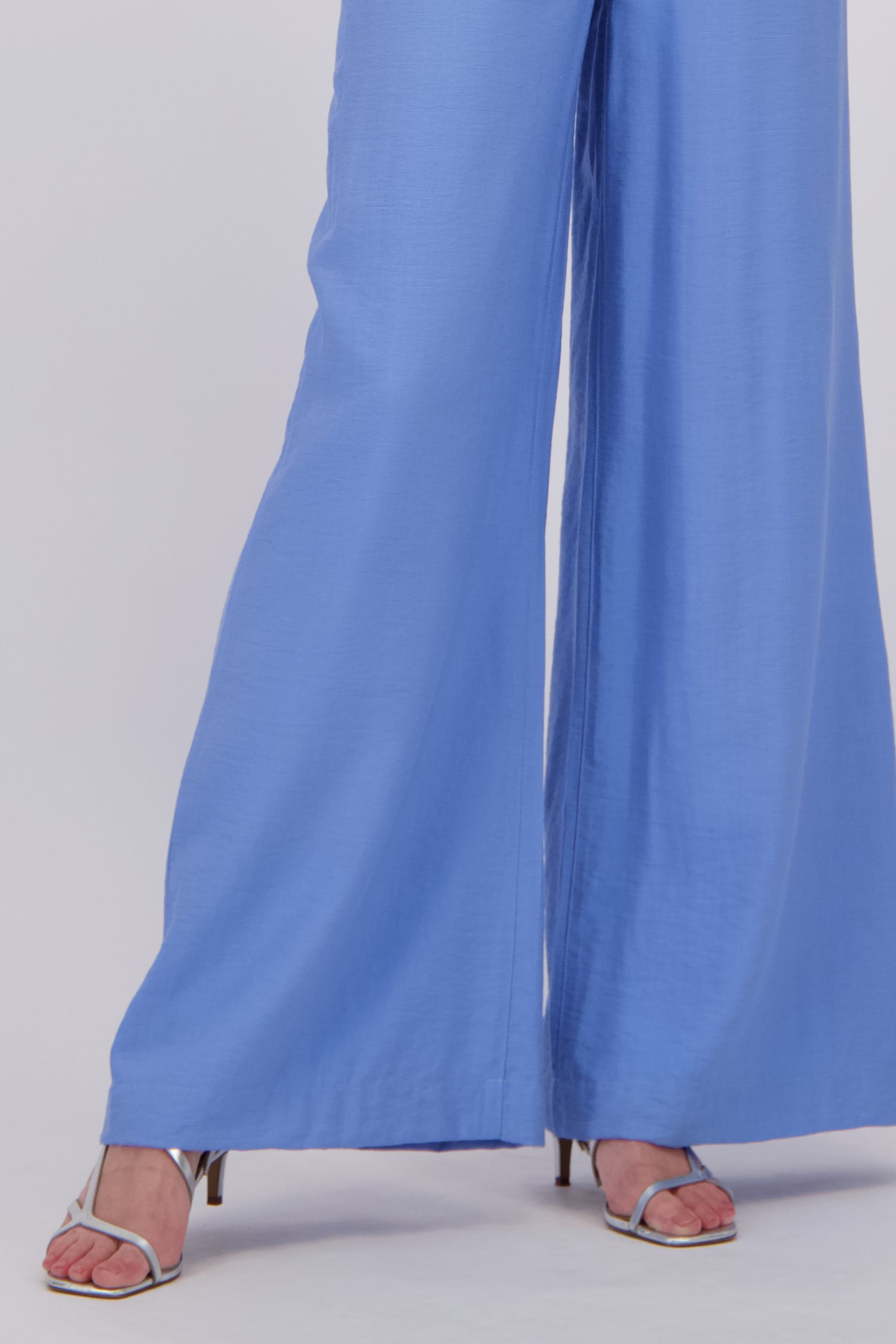 Pantalon large bleu clair avec taille élastique de AC by Annelien Coorevits pour Femmes
