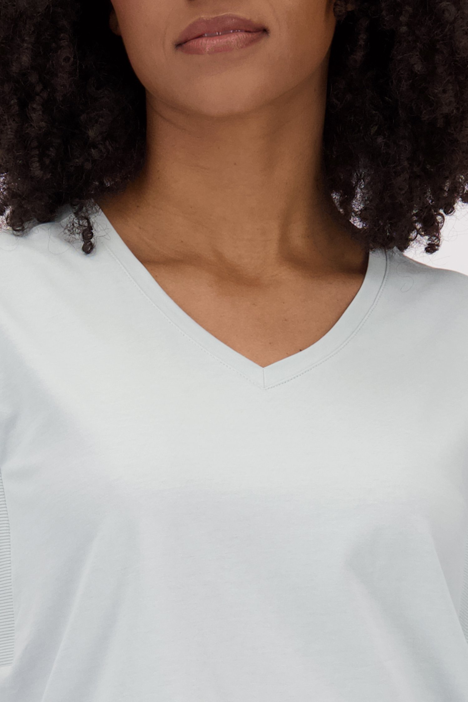 Pastelturqoise T-shirt met V-hals van Louise voor Dames