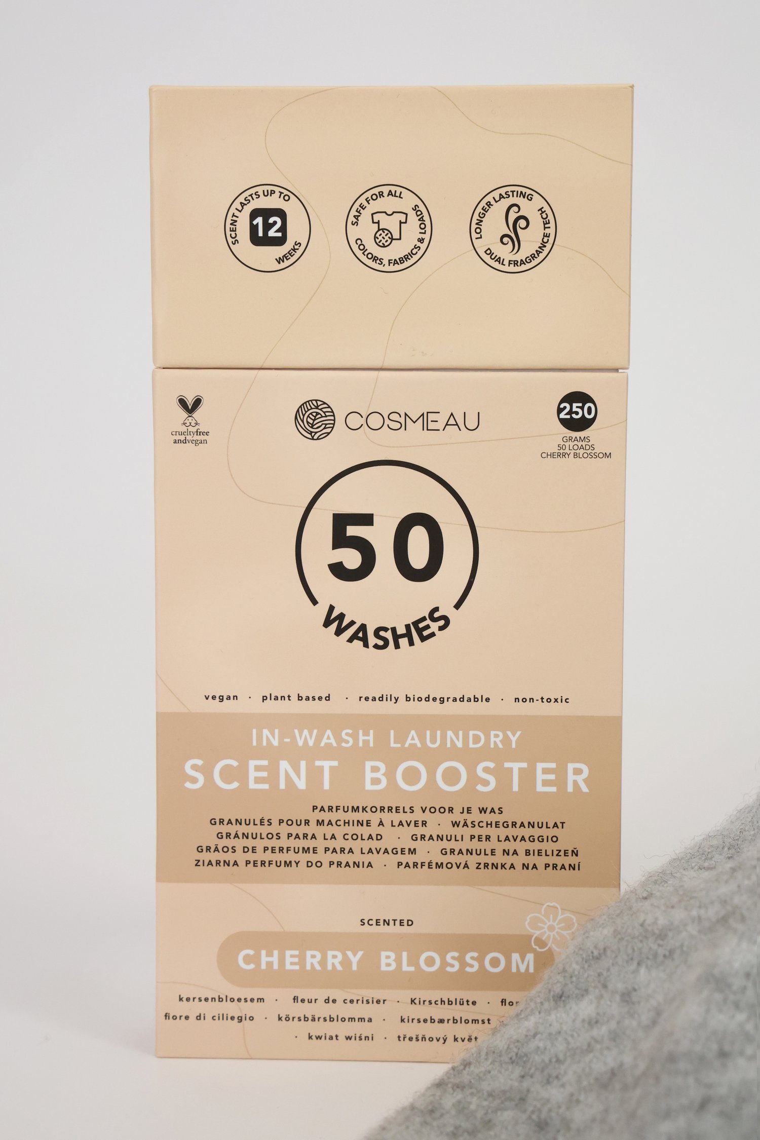 Le devant de Perles parfumées - Cherry Blossom de Cosmeau pour Femmes