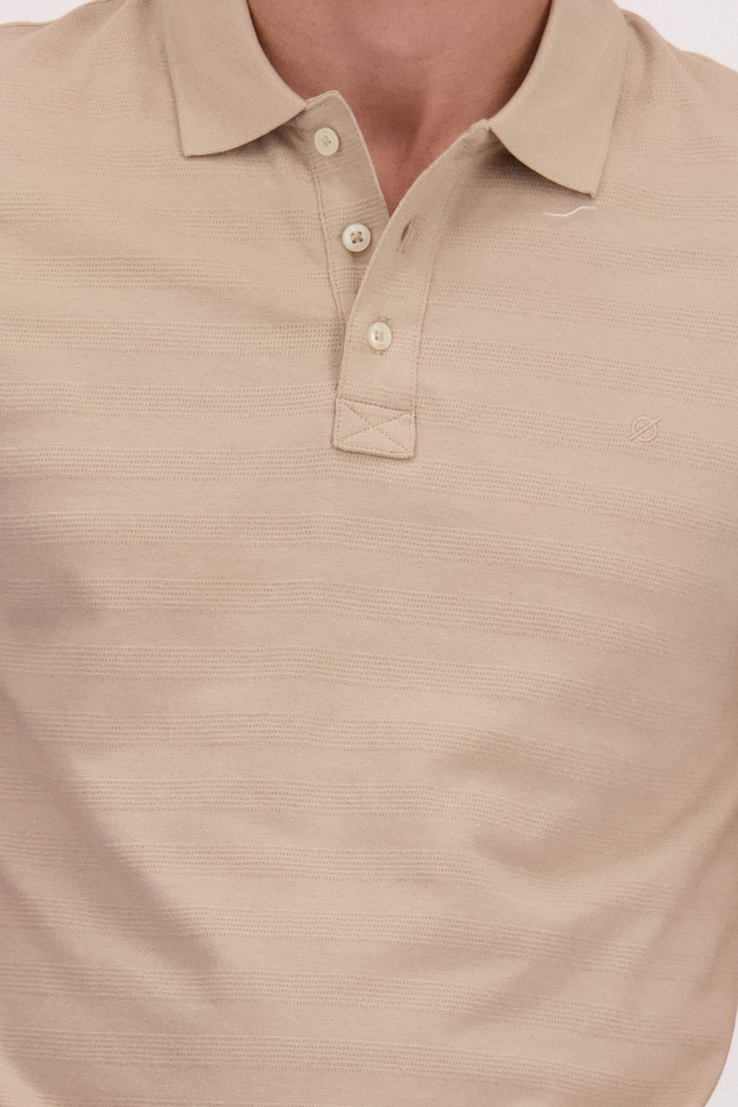 Détail de Polo beige à rayures jacquard de Ravøtt pour Hommes