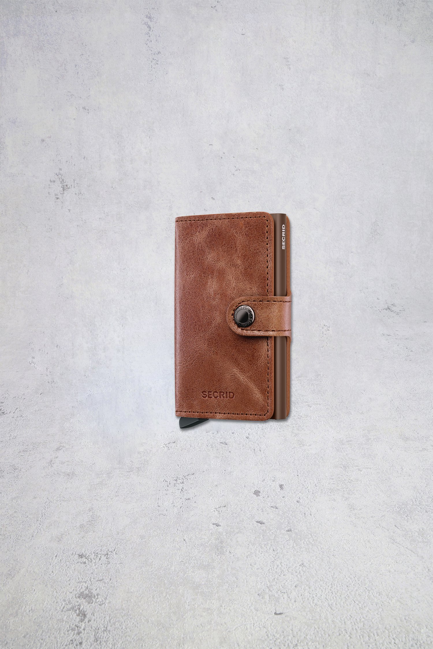 Le devant de Porte-cartes en cuir cognac - Miniwallet vintage de Secri pour Hommes
