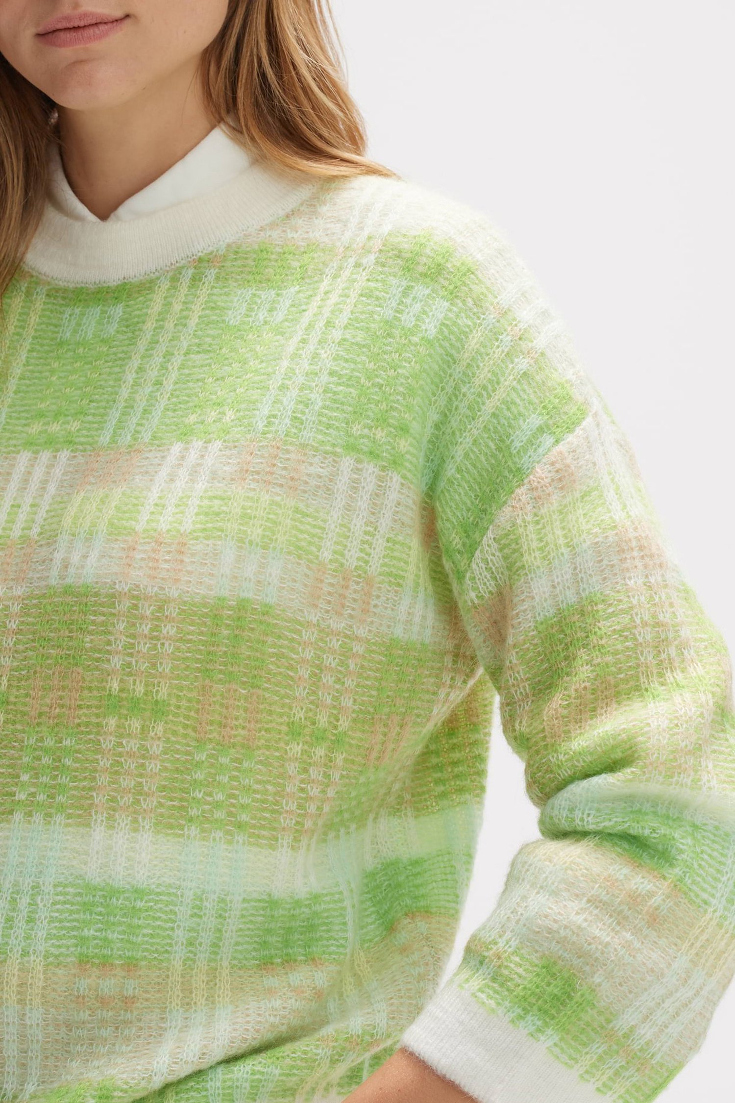 Pull à carreaux vert clair	 de Opus pour Femmes