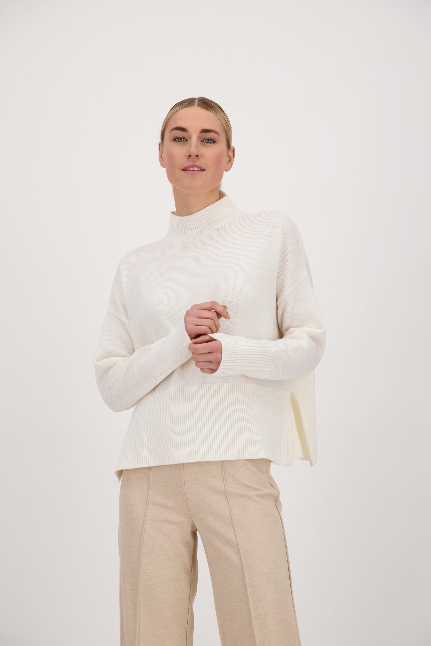 Pull ample écru avec laine de Opus pour Femmes