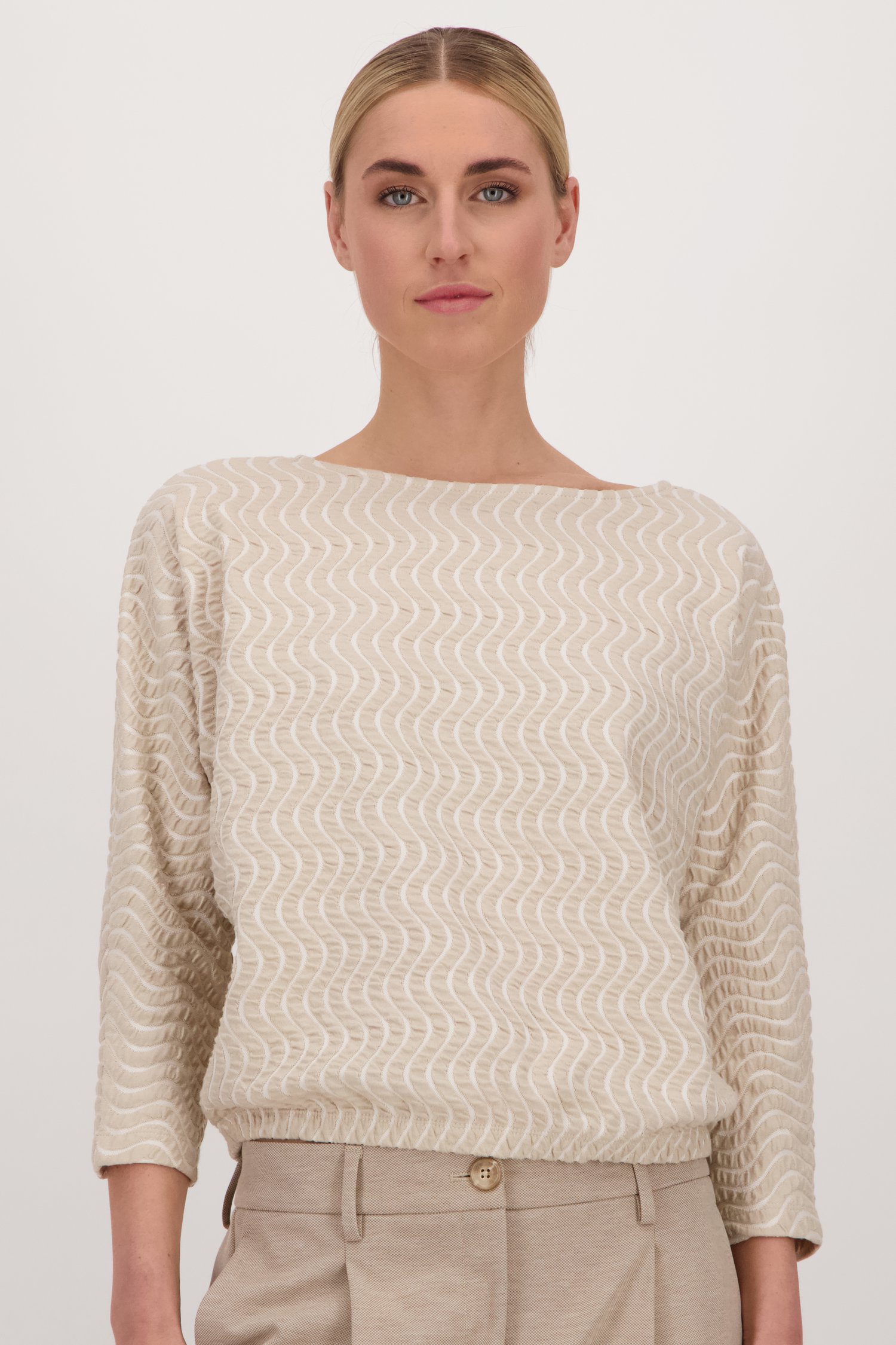 Pull beige à motif ondulé de Opus pour Femmes