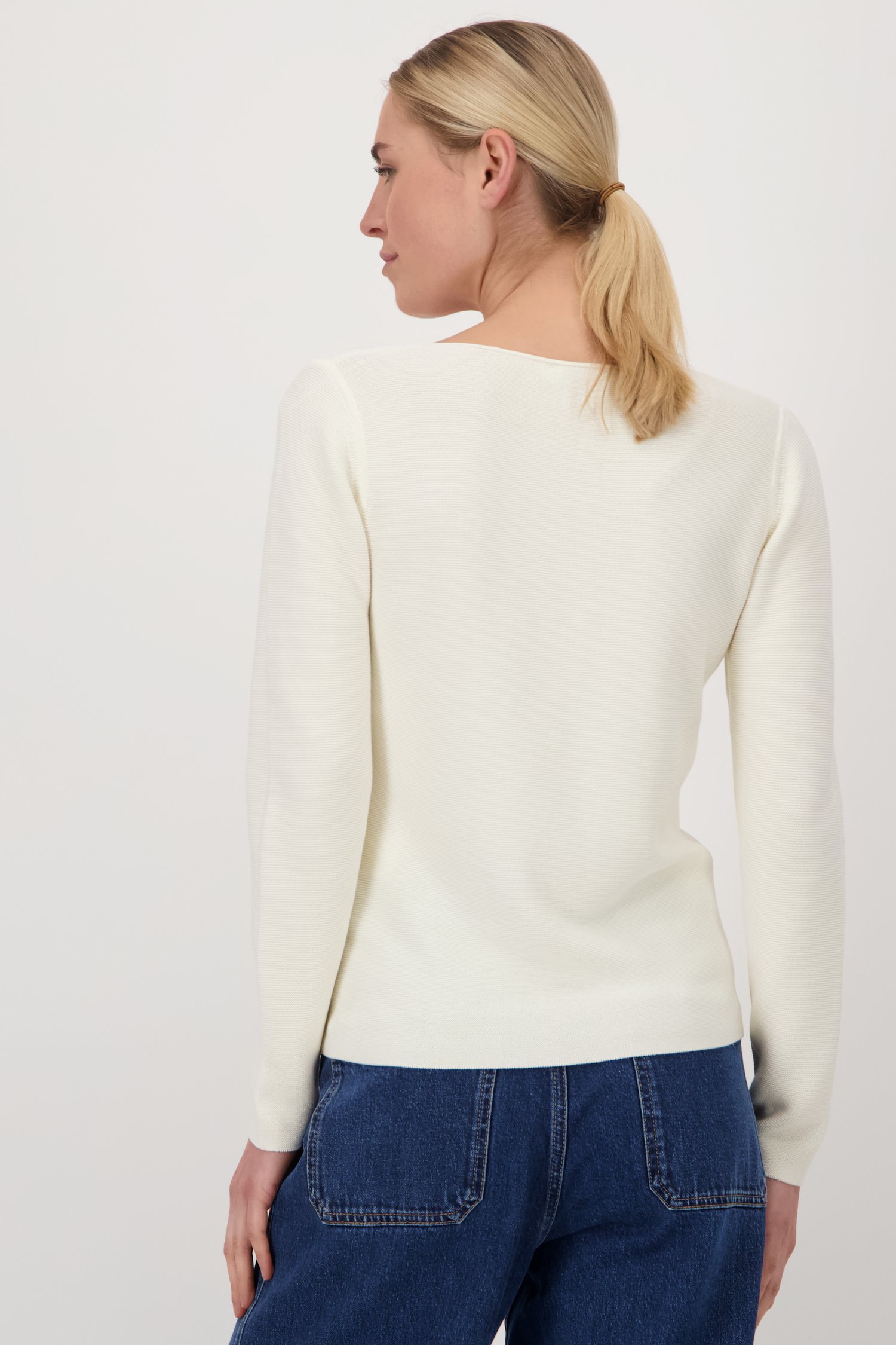 Pull blanc avec col en V de Liberty Island pour Femmes