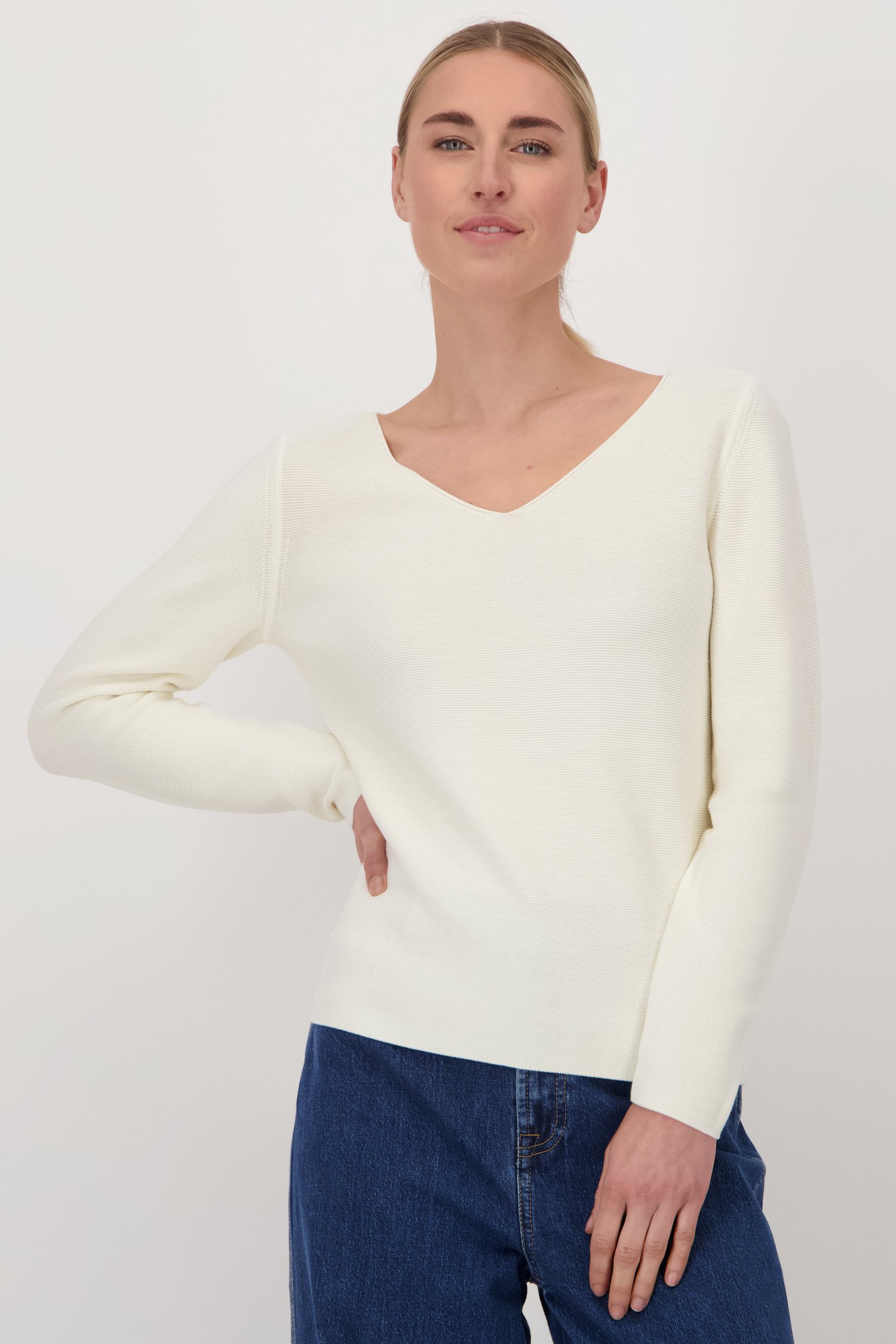 Pull blanc avec col en V de Liberty Island pour Femmes